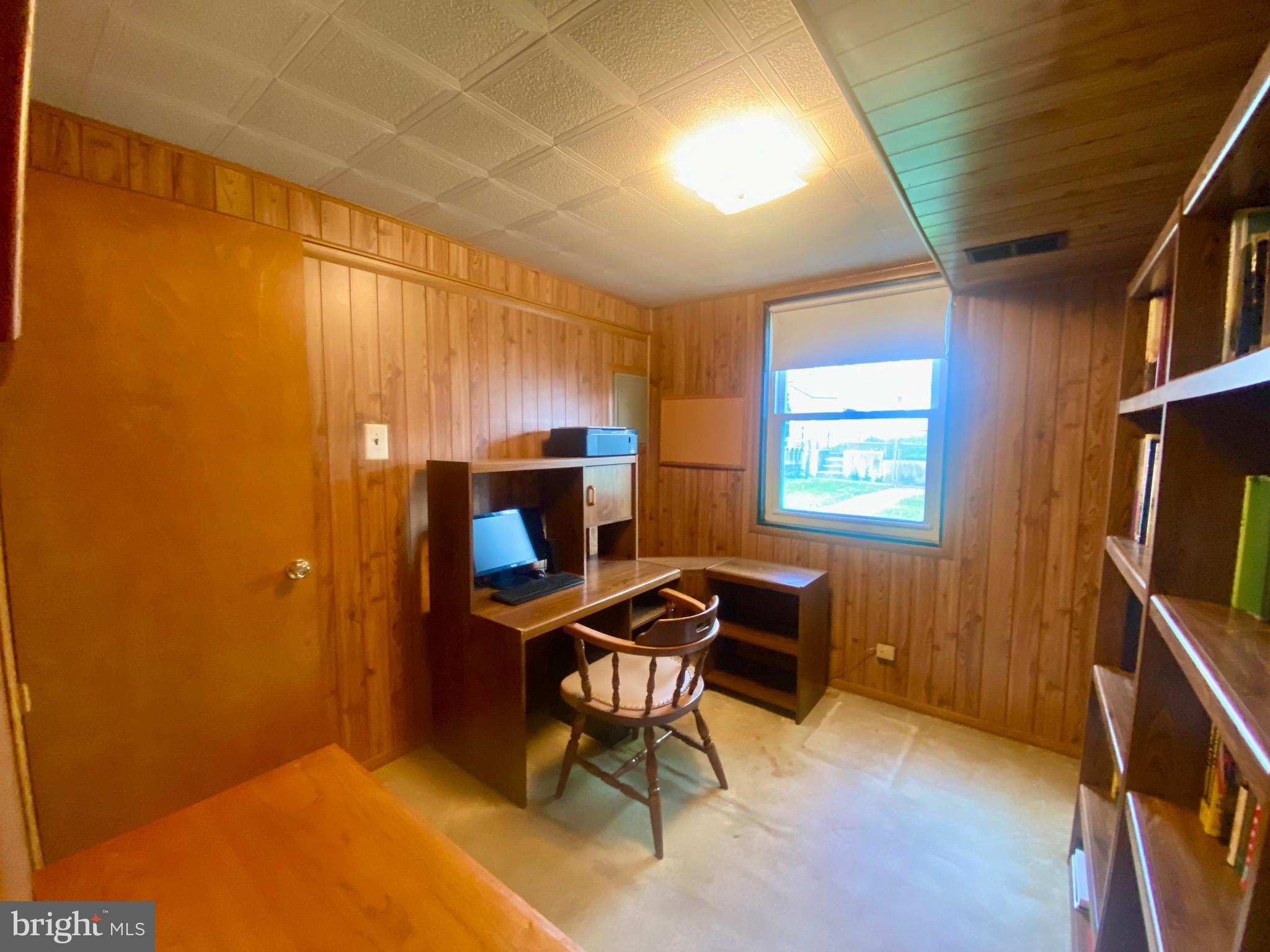 LINWOOD - Residential