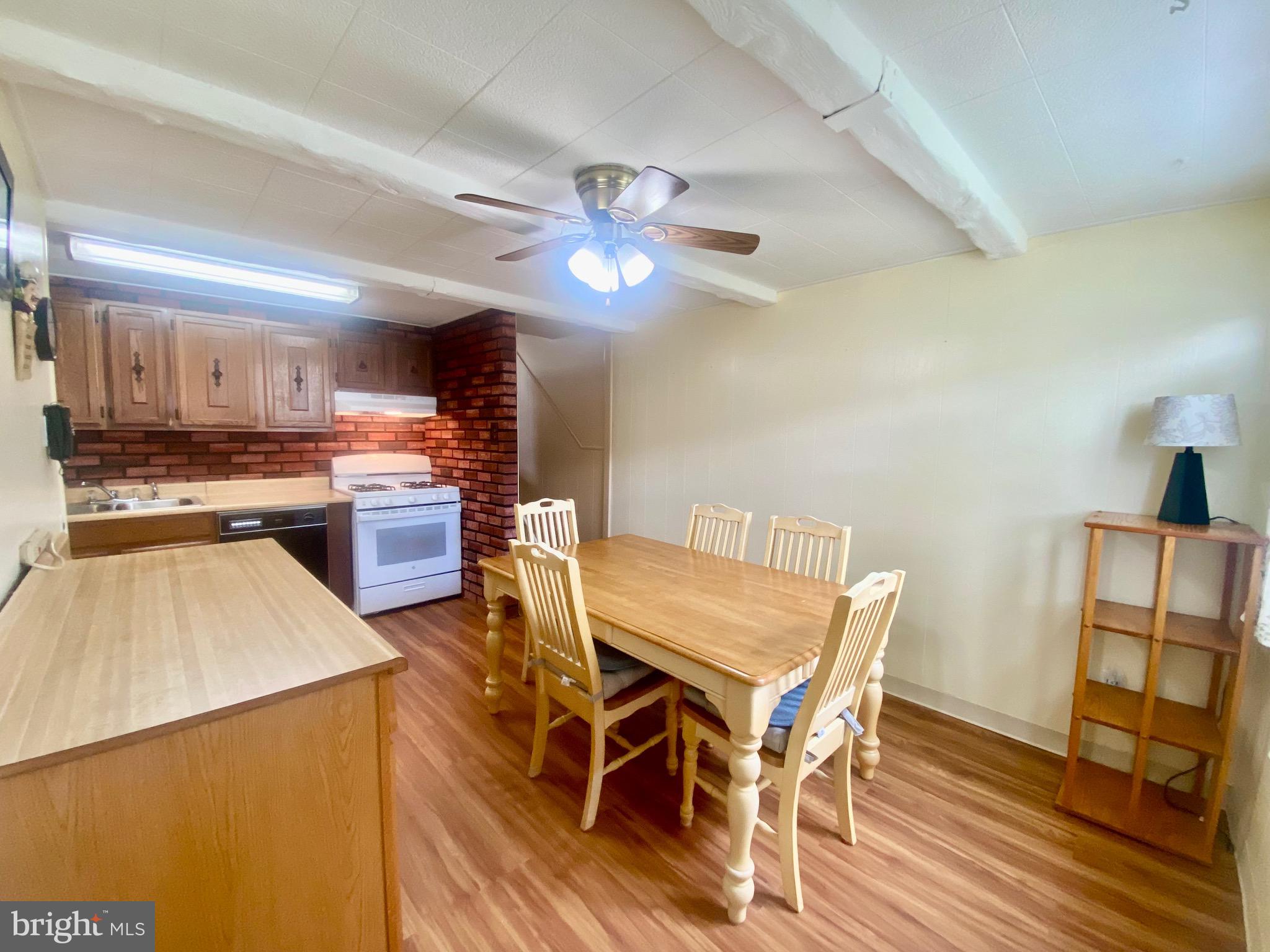 LINWOOD - Residential