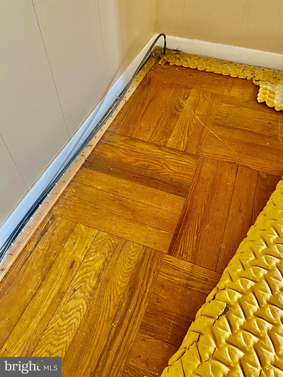 LINWOOD - Residential