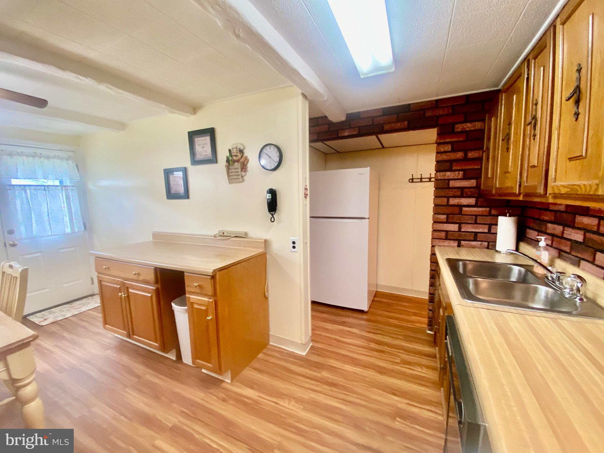 LINWOOD - Residential