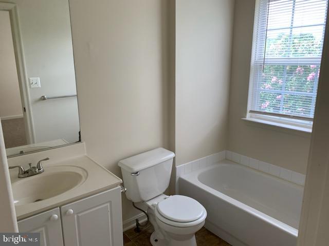 SPRING KNOLL - Residential Lease