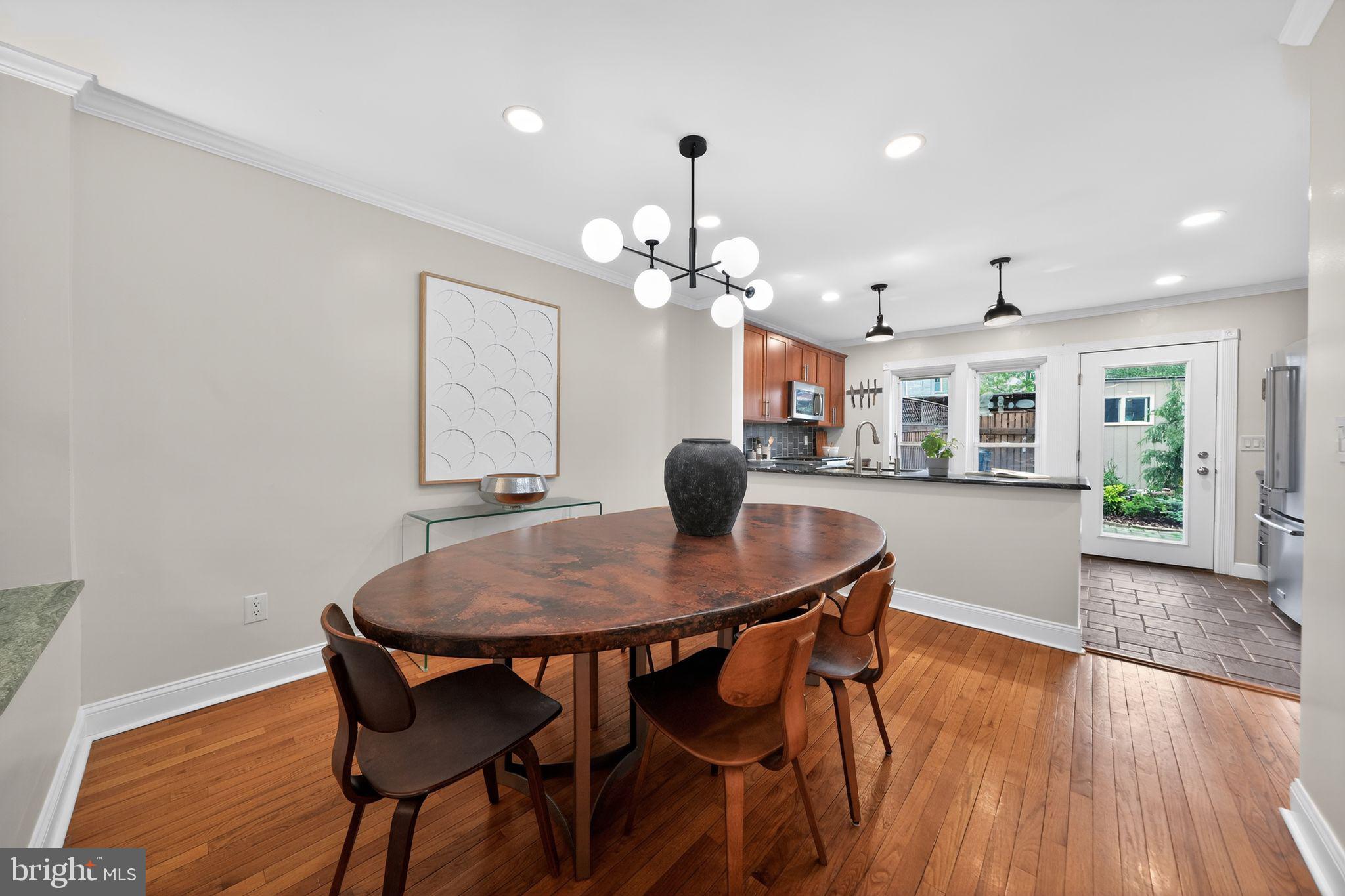 FAIRMOUNT - Residential