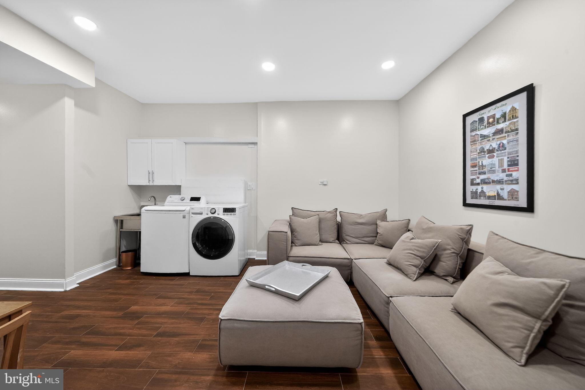 FAIRMOUNT - Residential