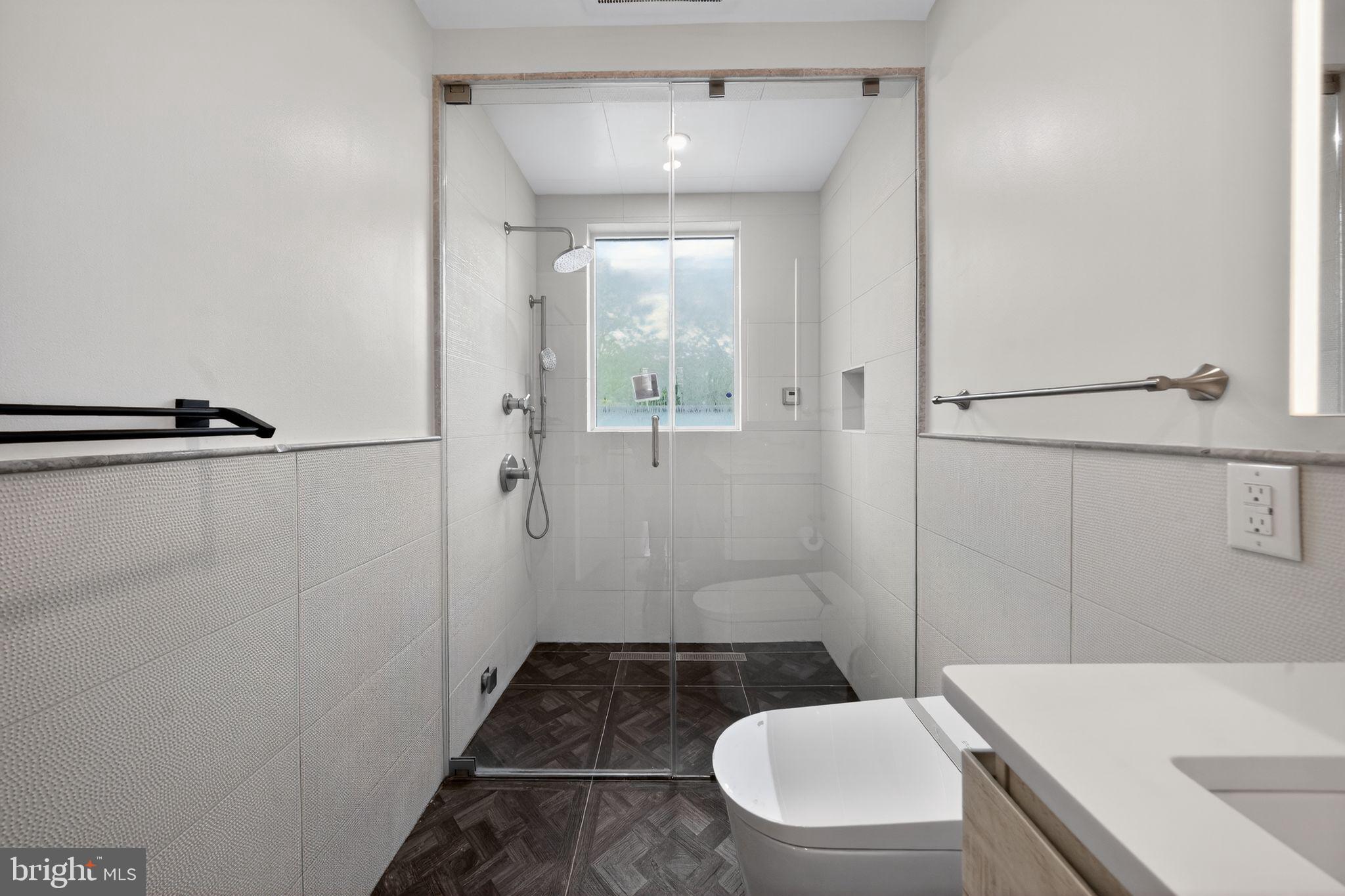 FAIRMOUNT - Residential