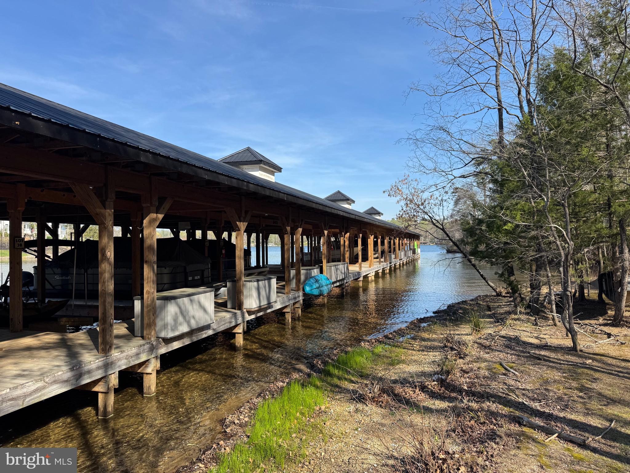 LIGHTHOUSE POINT - Residential
