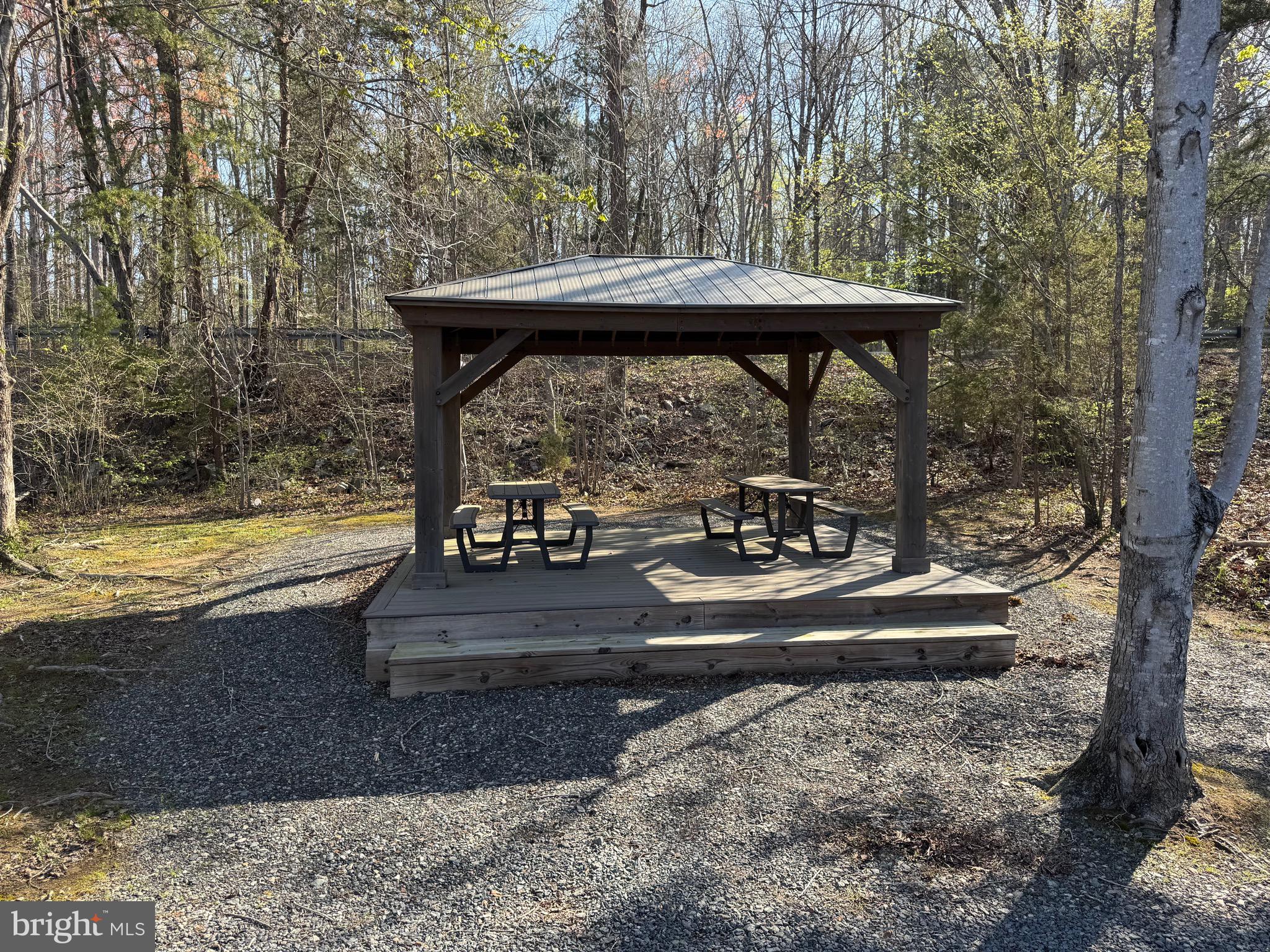 LIGHTHOUSE POINT - Residential