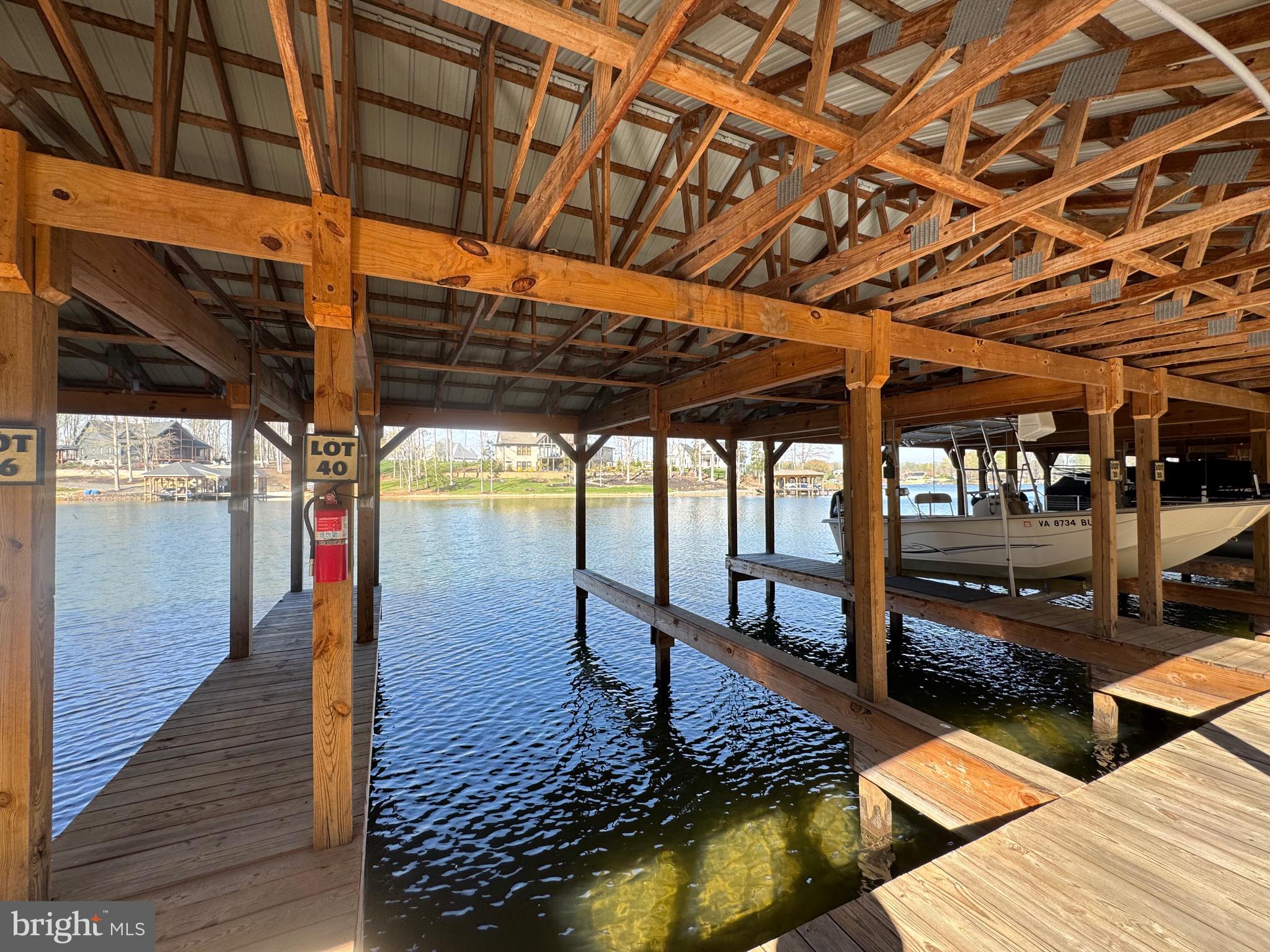 LIGHTHOUSE POINT - Residential