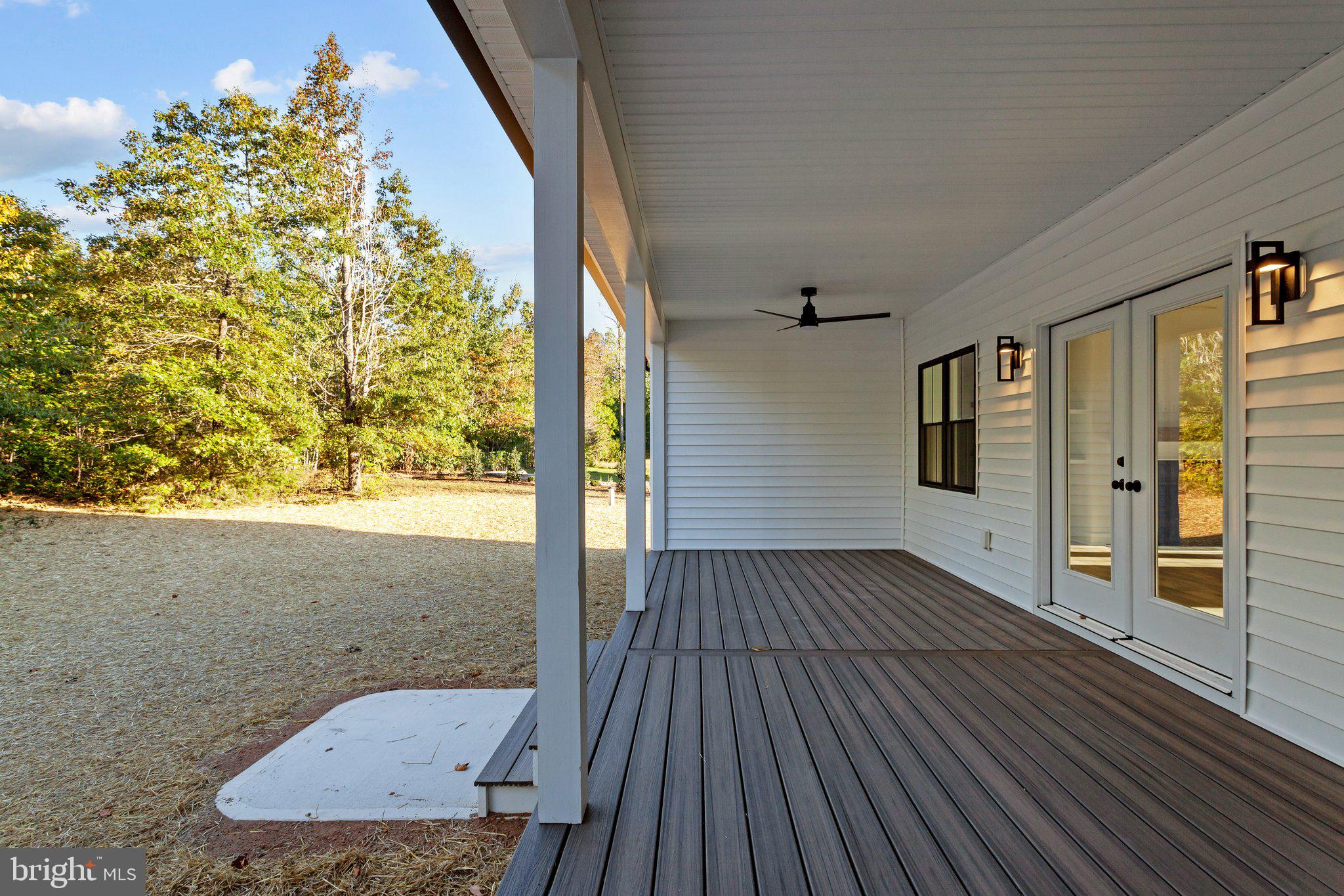 LIGHTHOUSE POINT - Residential