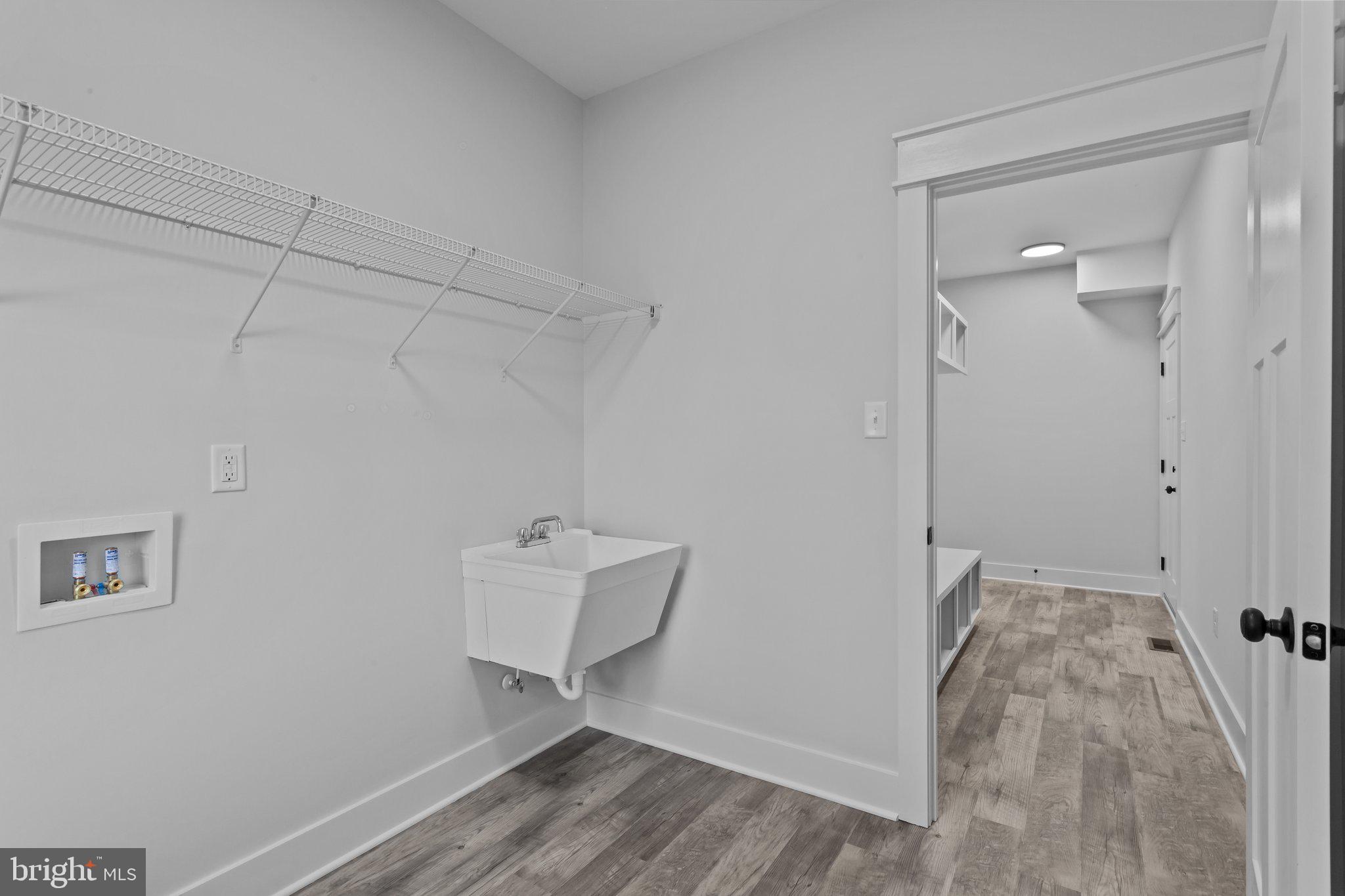 LIGHTHOUSE POINT - Residential