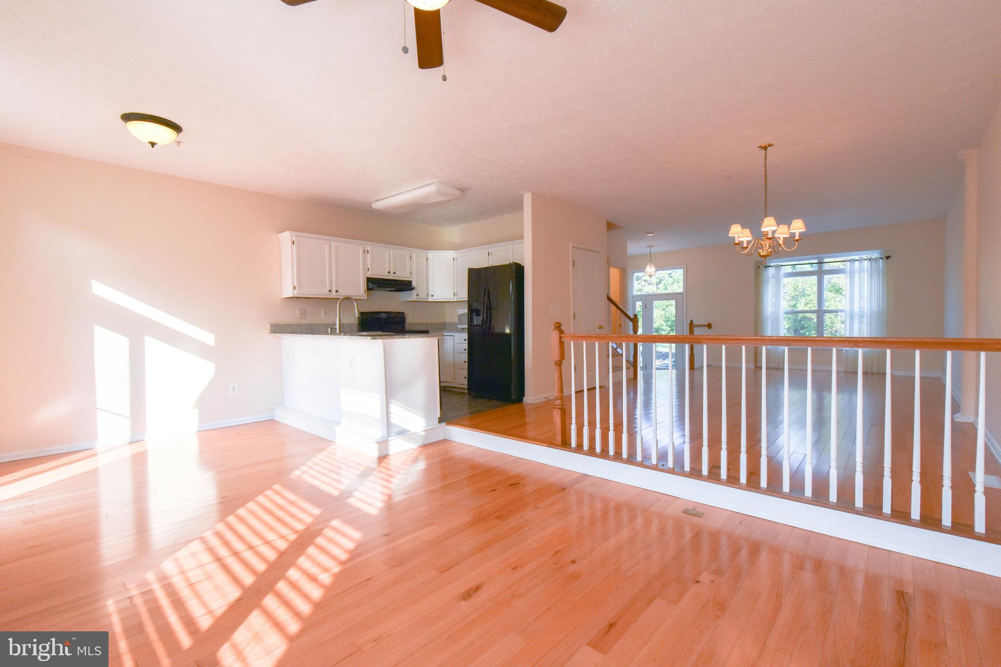 THE VILLAS - Residential Lease