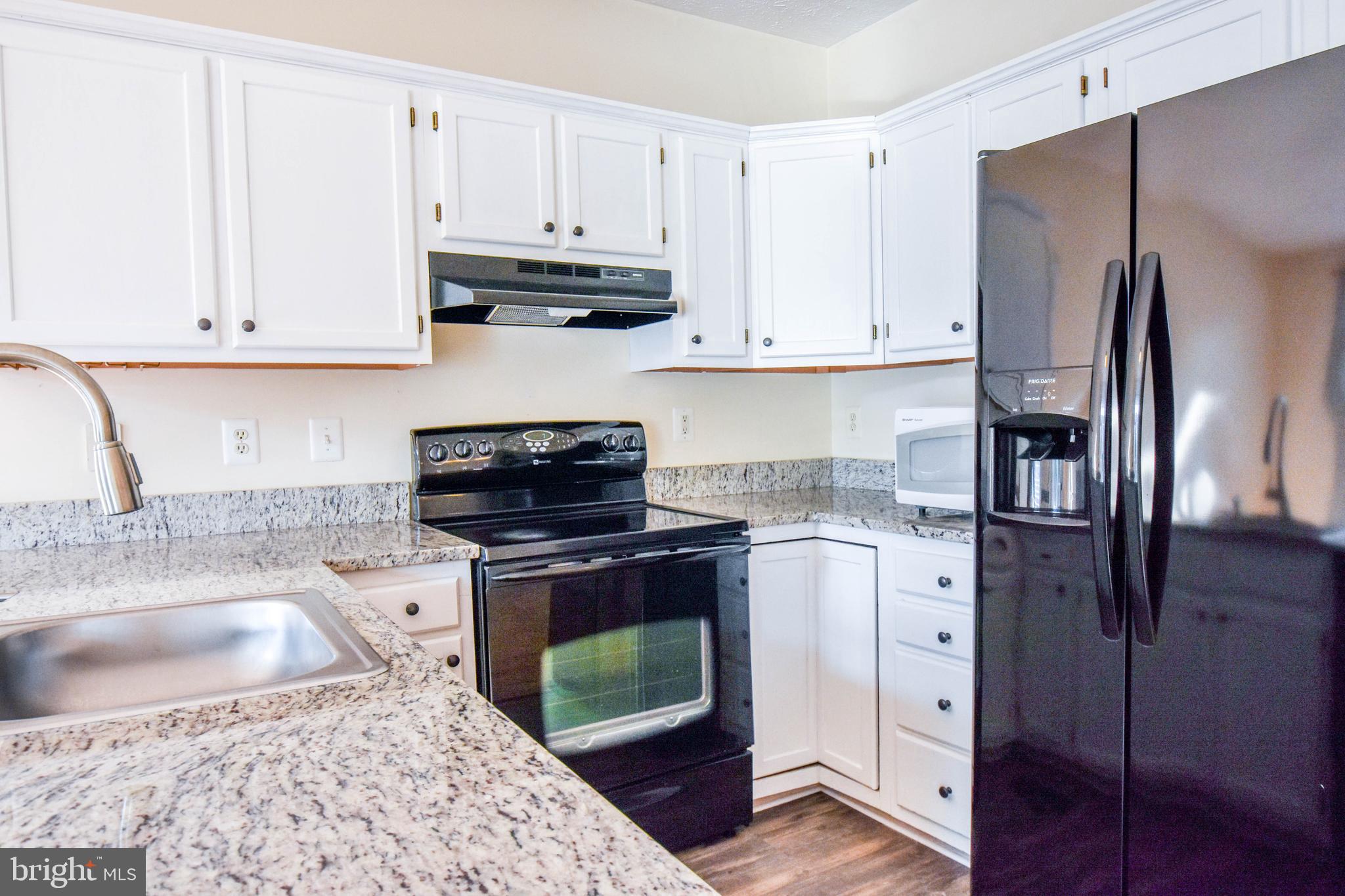 THE VILLAS - Residential Lease