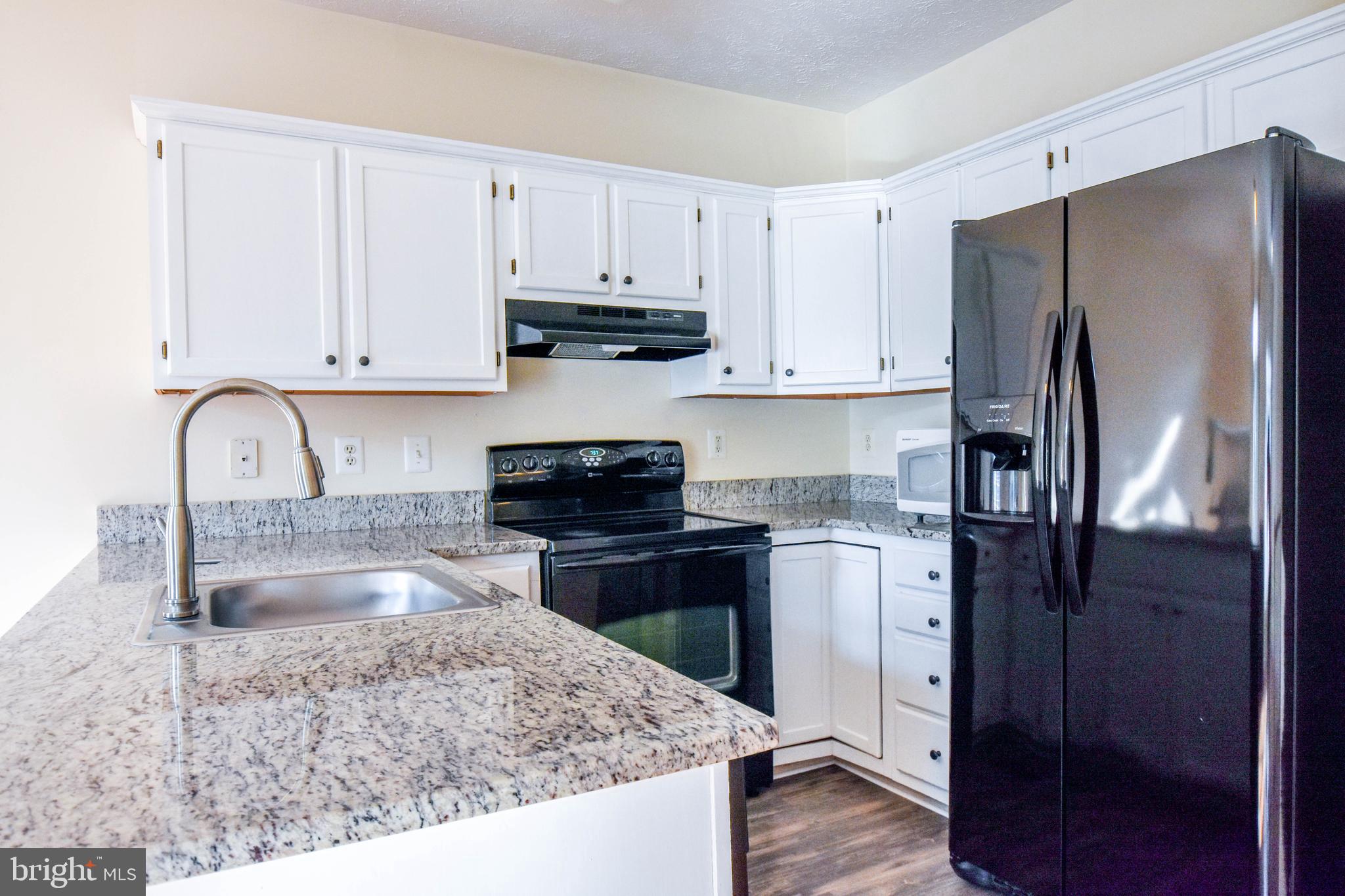 THE VILLAS - Residential Lease