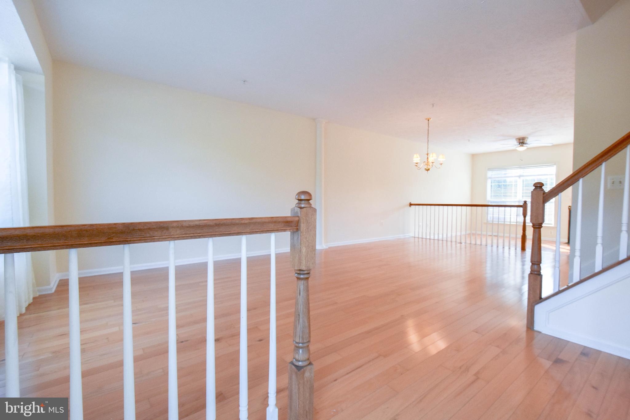 THE VILLAS - Residential Lease