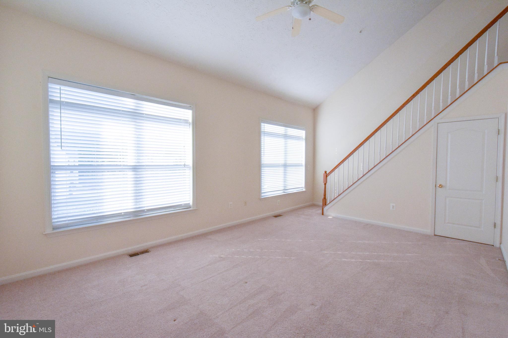 THE VILLAS - Residential Lease