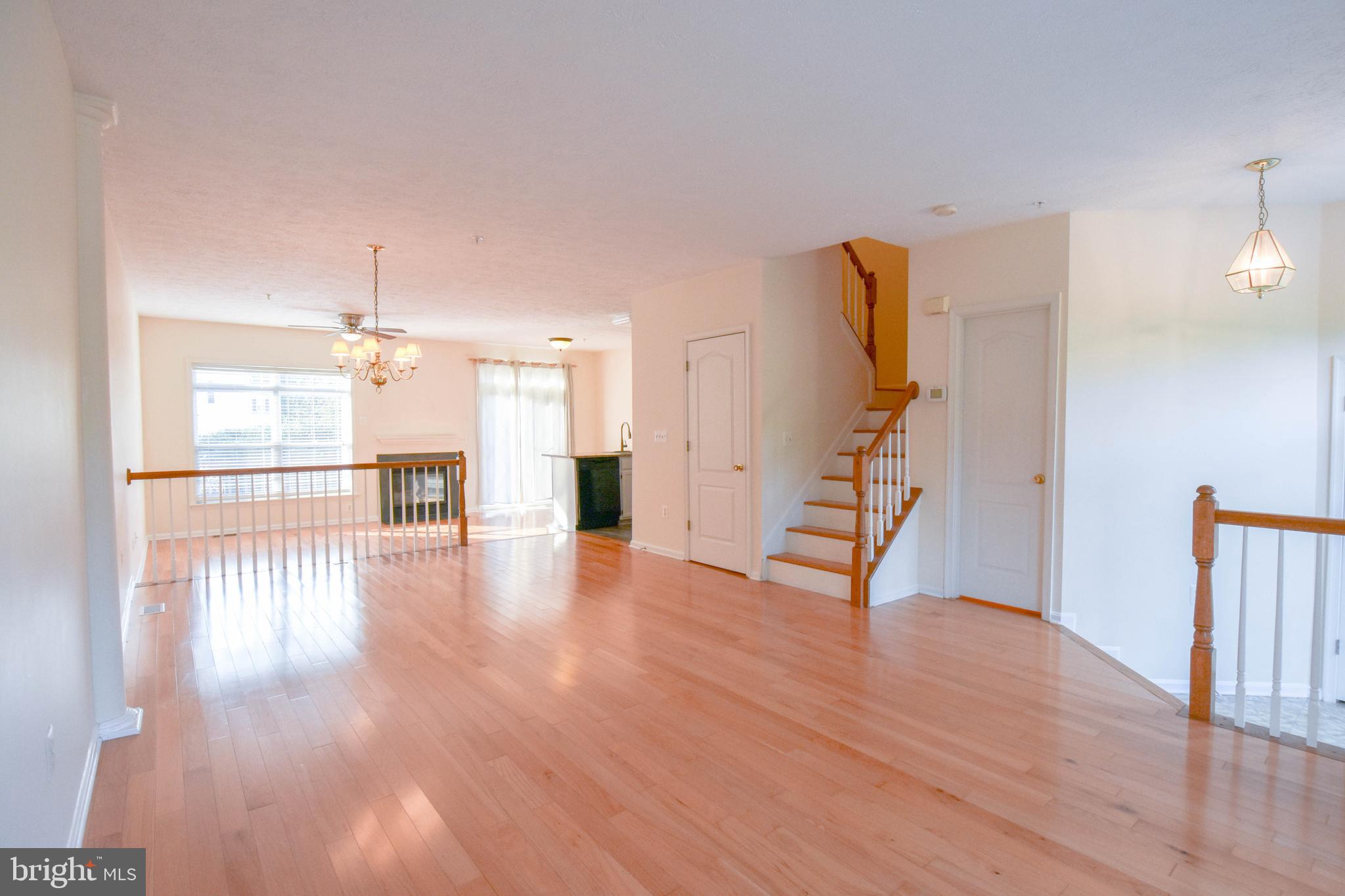 THE VILLAS - Residential Lease