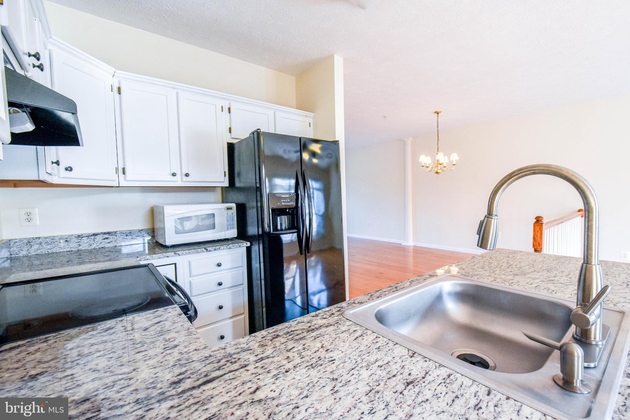 THE VILLAS - Residential Lease