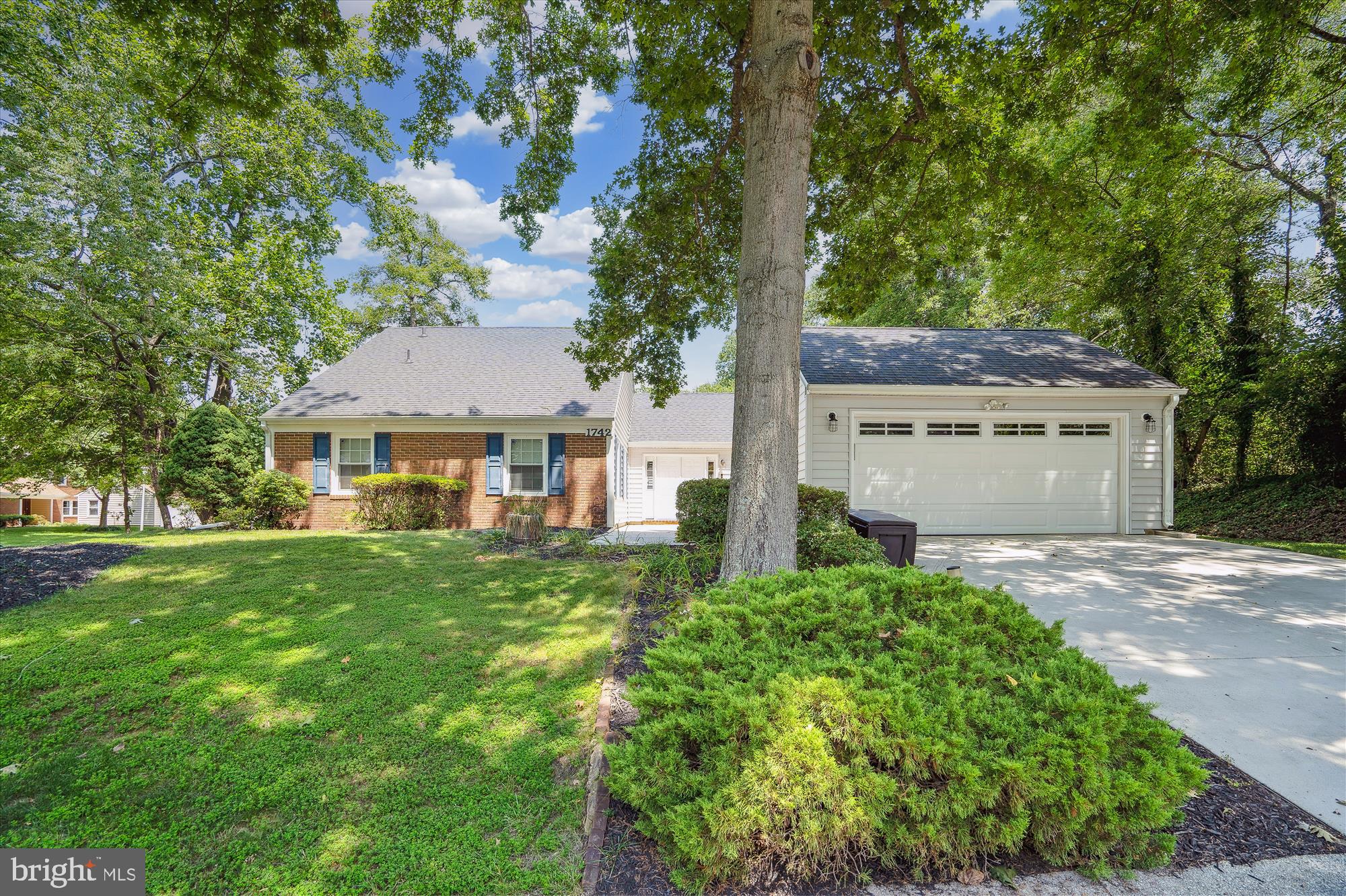 CROFTON - Residential