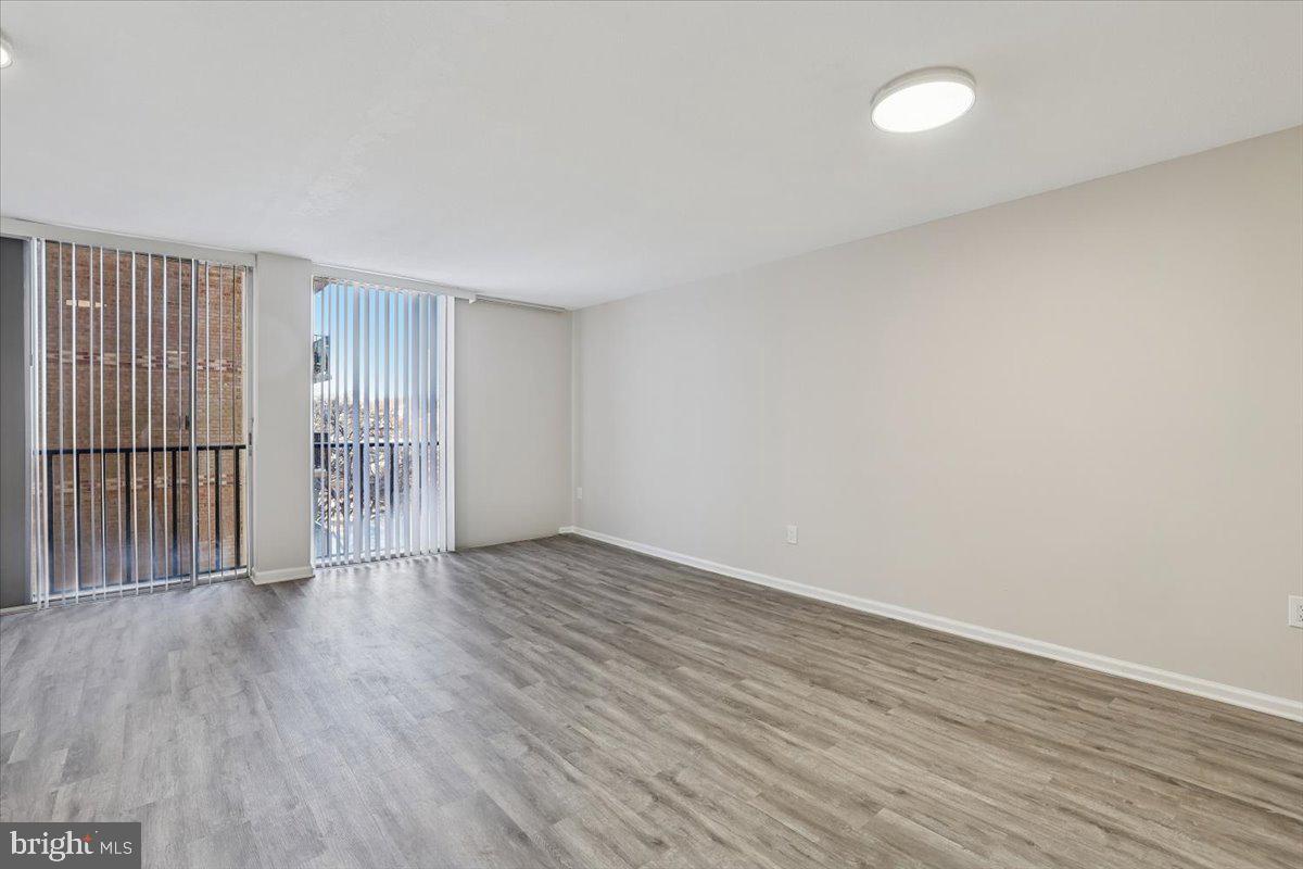 THE CARLTON - Residential