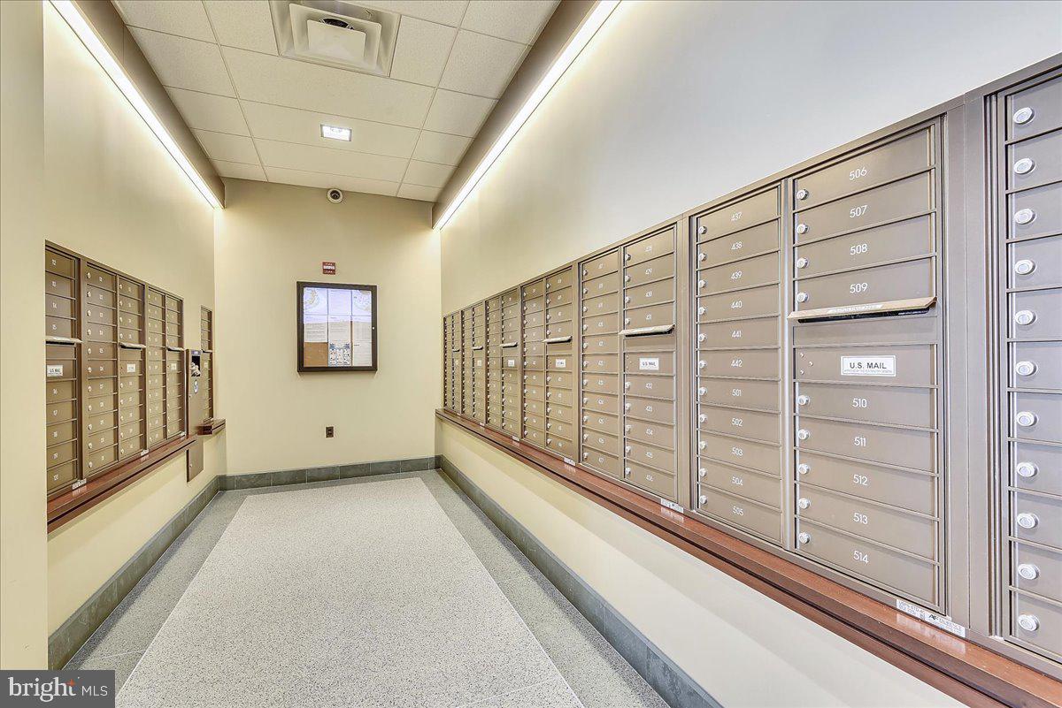 THE CARLTON - Residential