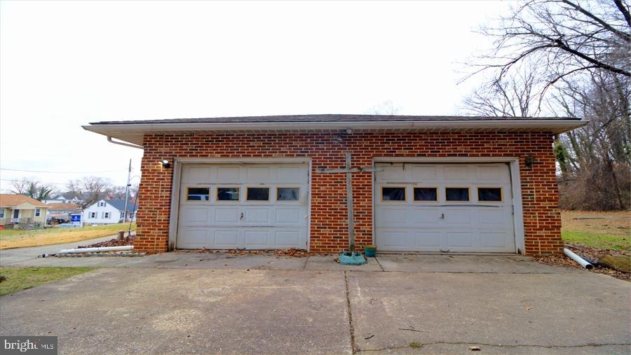 JOSHUA - Residential