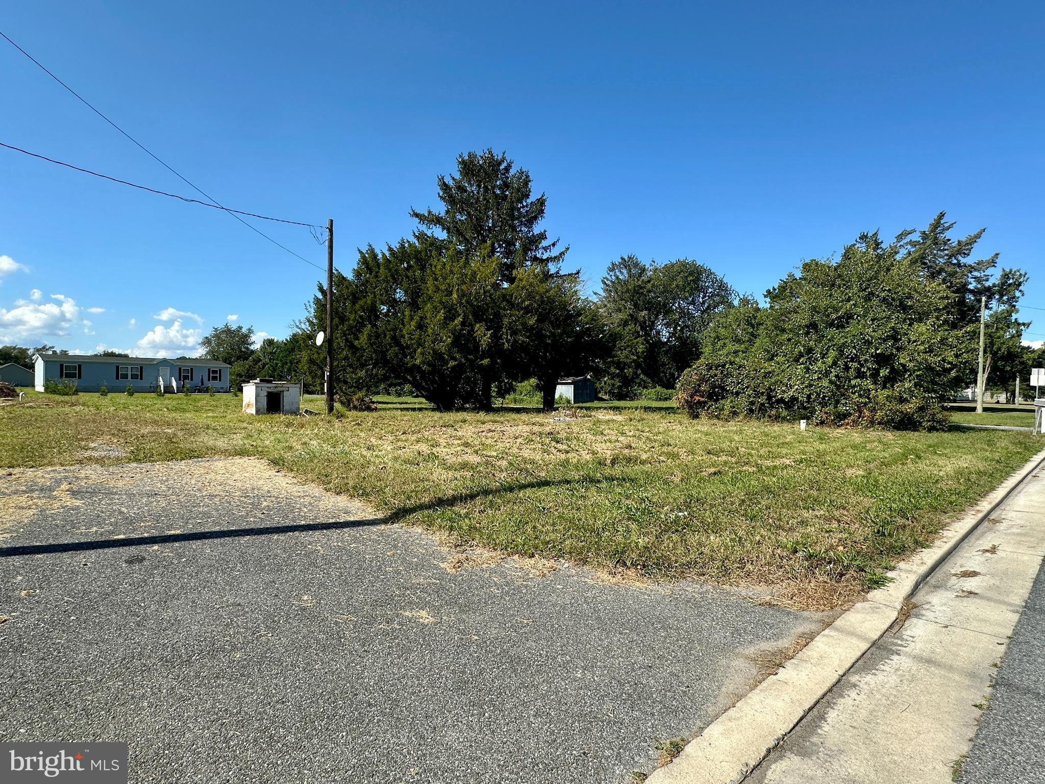 237 THOMPSONVILLE ROAD