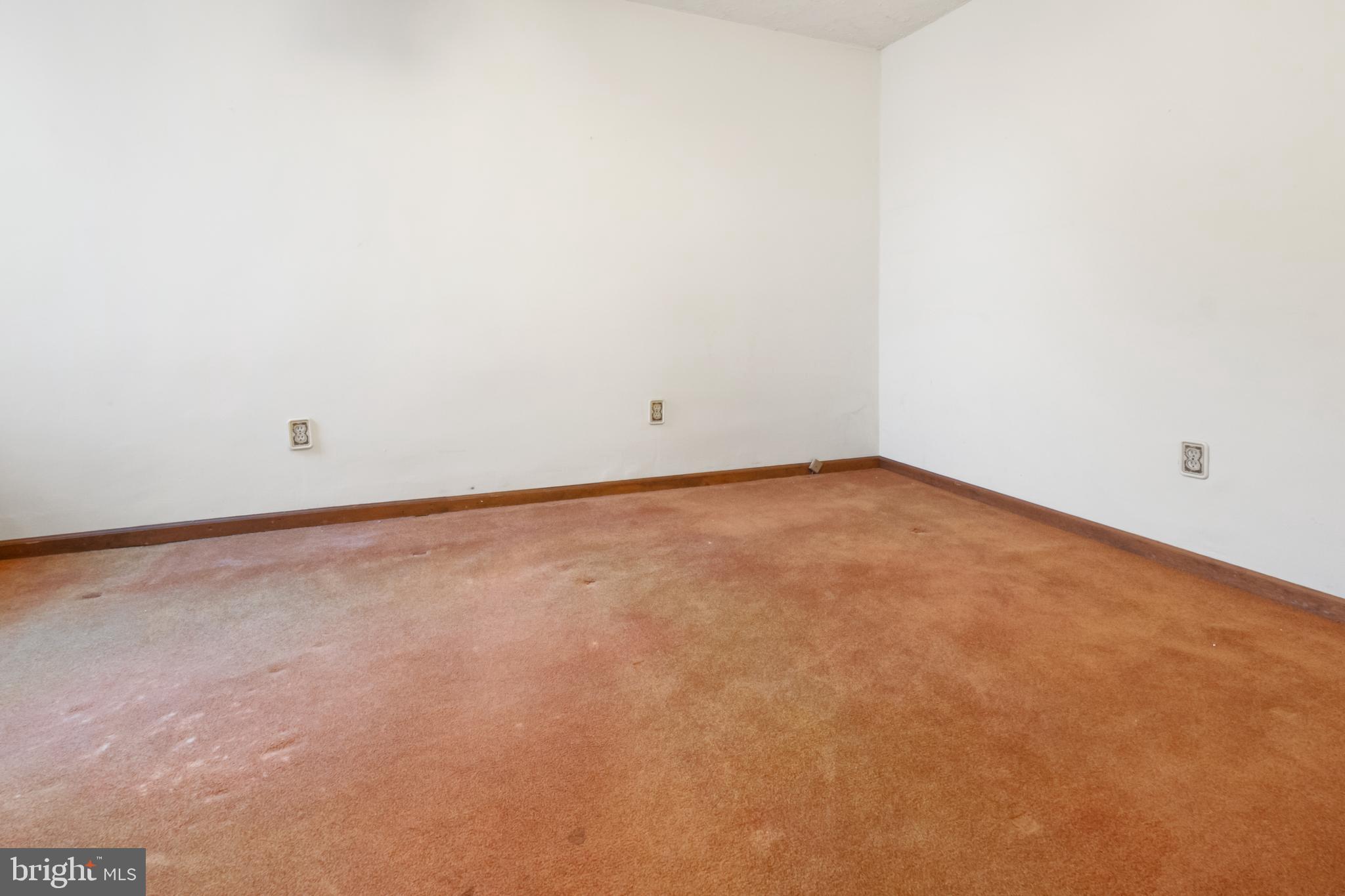 EAST FALLS - Residential