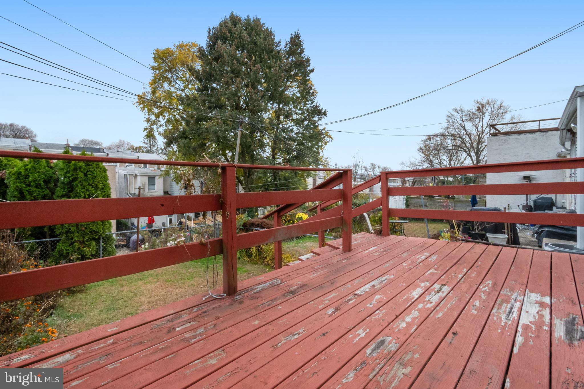 EAST FALLS - Residential