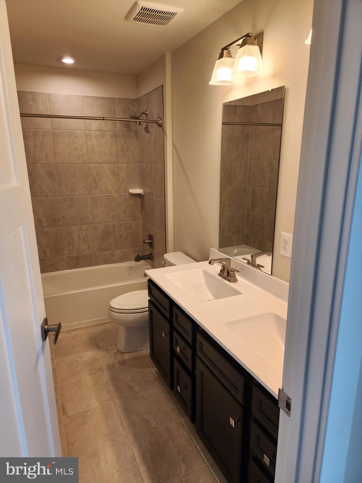 CANTER CREEK - Residential