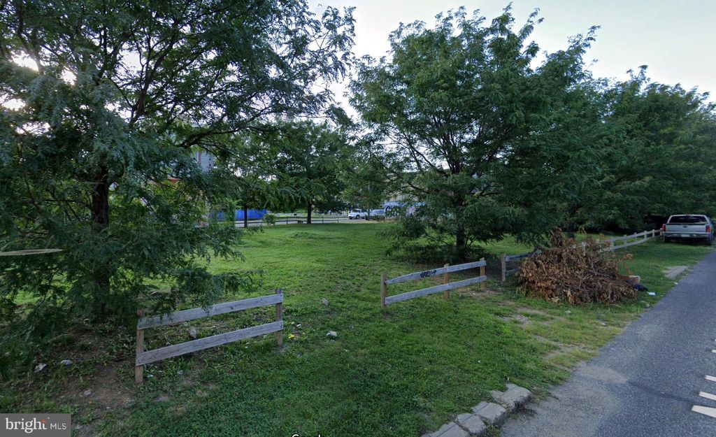 Photo of 2204 N Leithgow Street, PHILADELPHIA, PA 19133 (MLS # PAPH2474070)