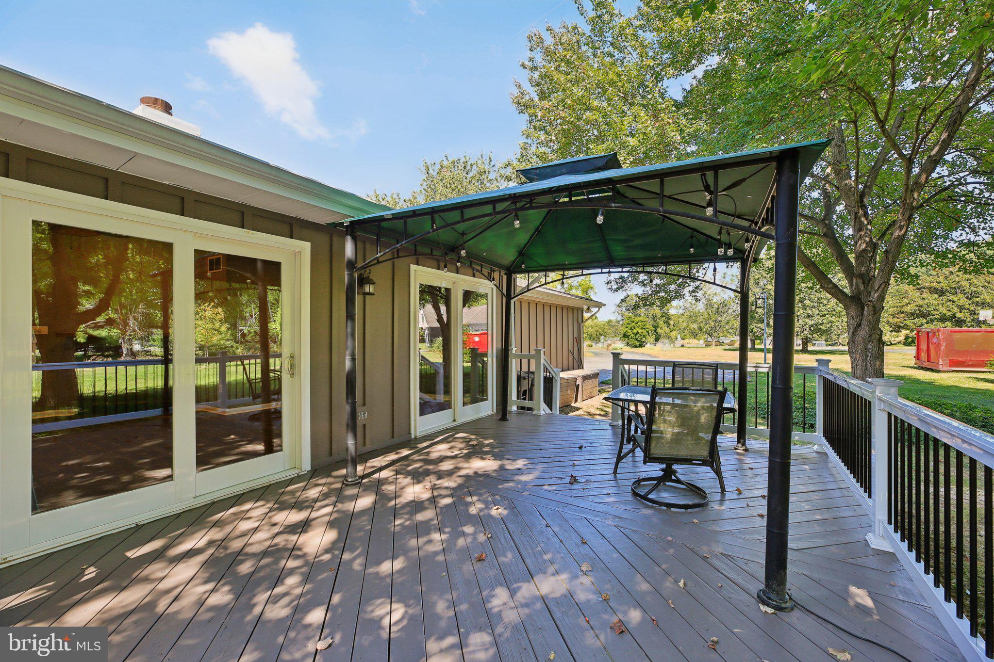 11713 GREENSPRING AVENUE