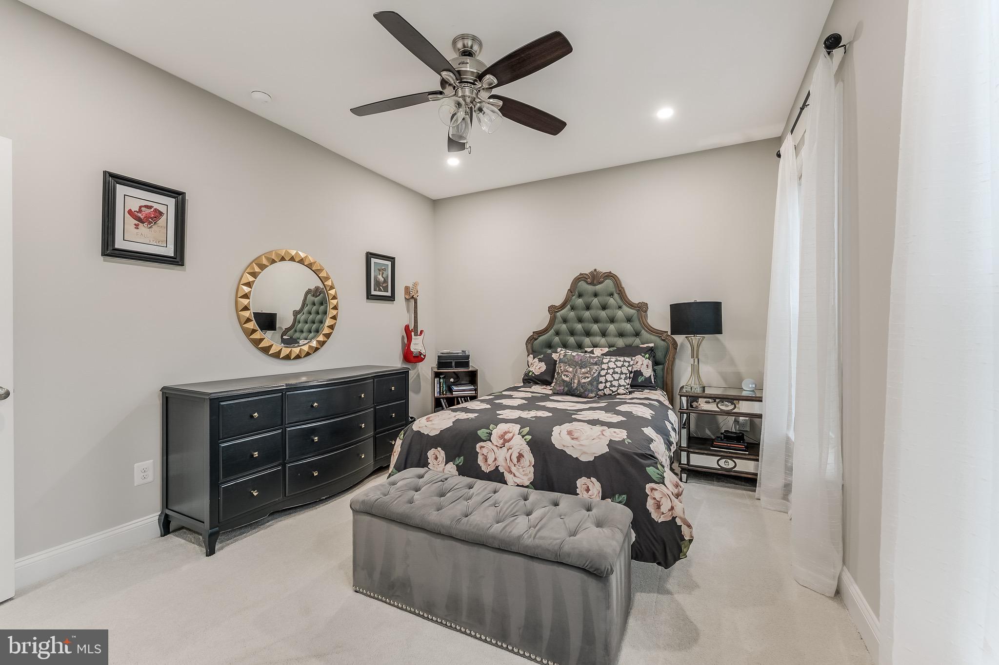 VAN BUREN RESERVE - Residential
