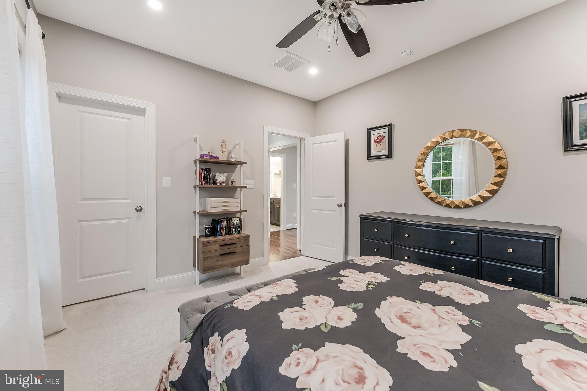 VAN BUREN RESERVE - Residential