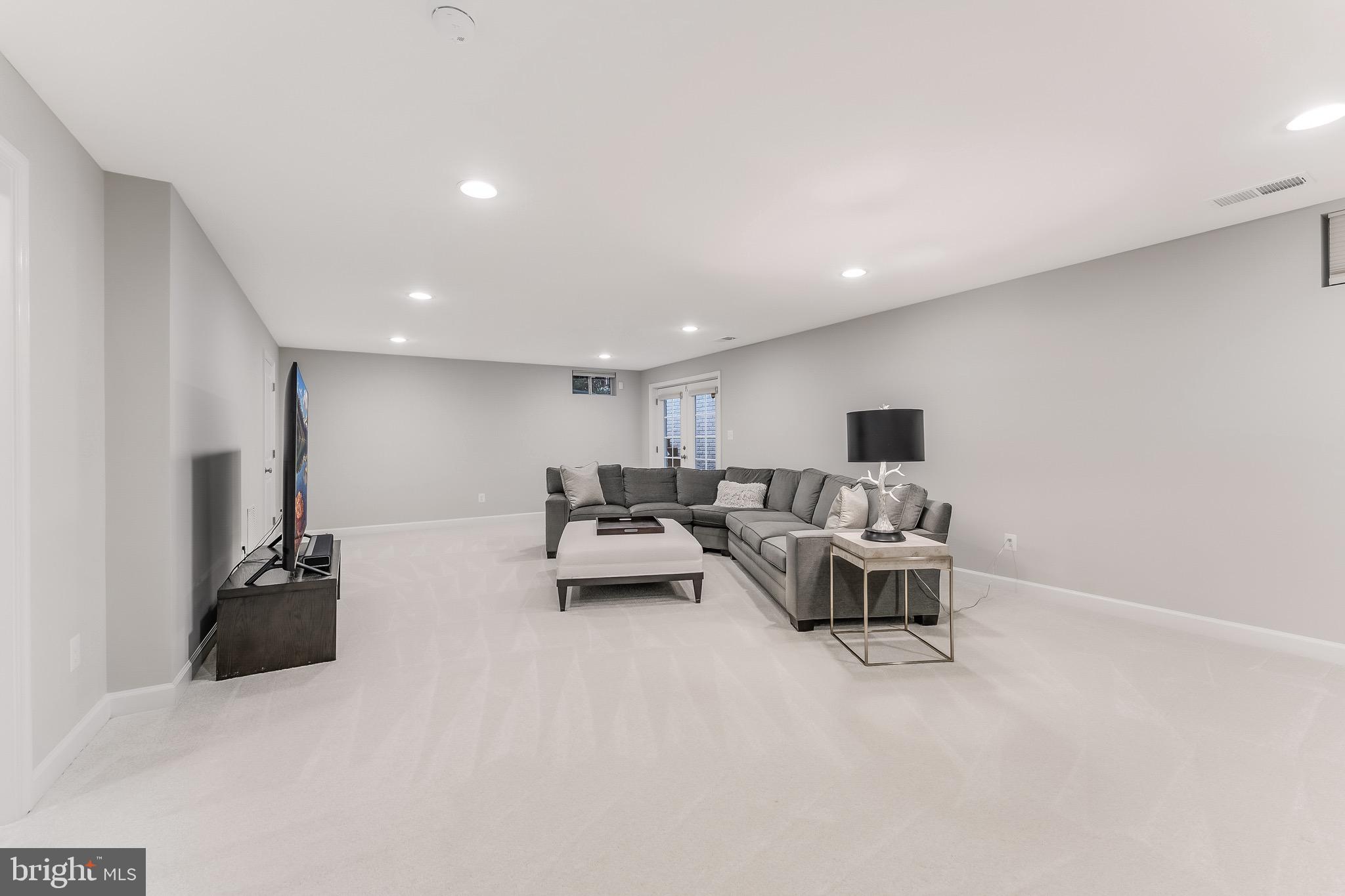 VAN BUREN RESERVE - Residential