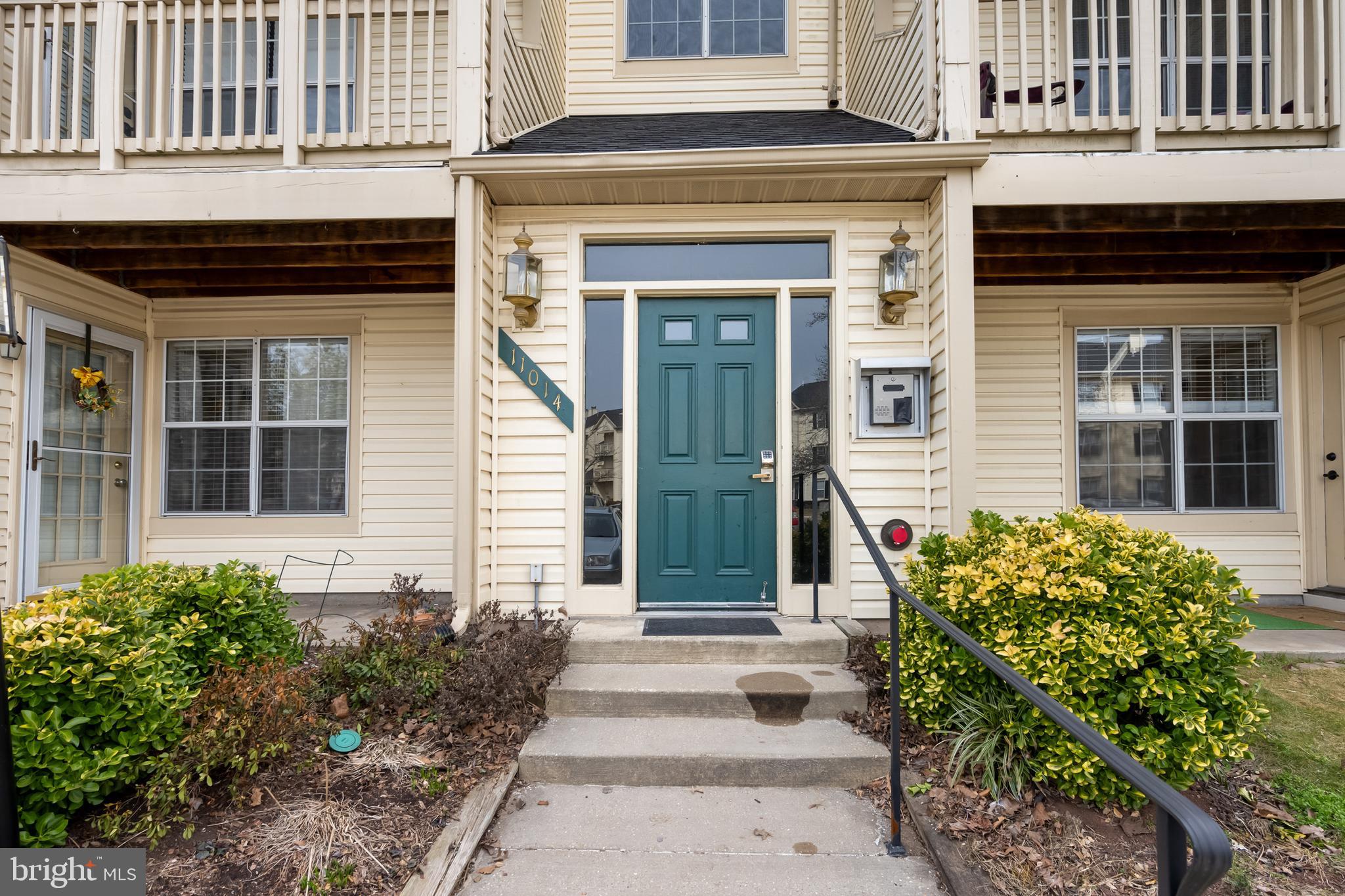 STRATFORD CONDO BULL RUN - Residential