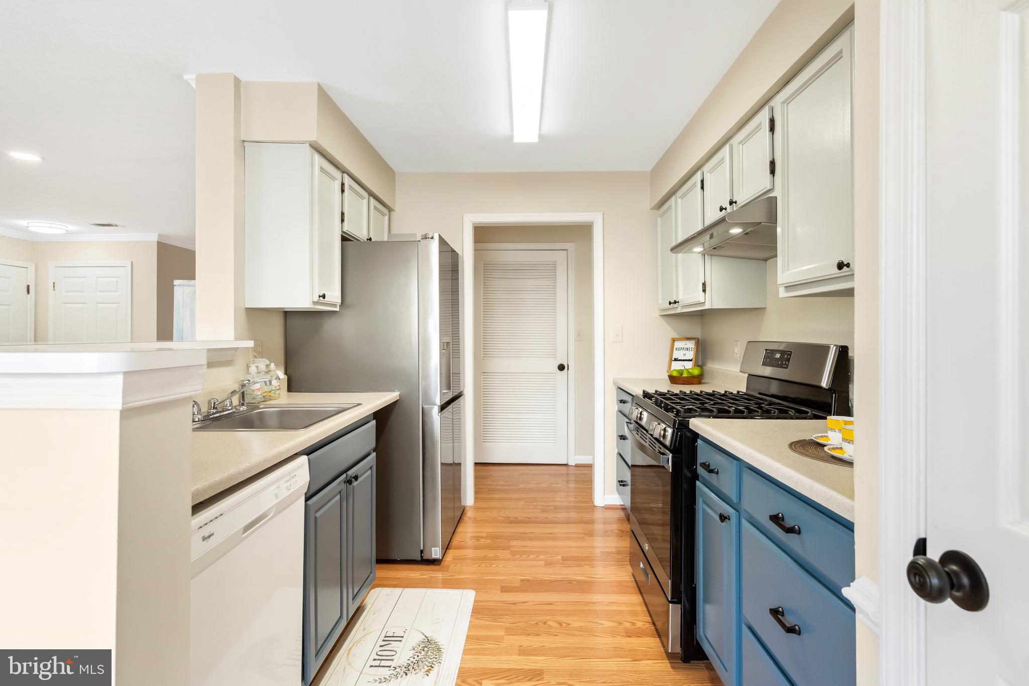 STRATFORD CONDO BULL RUN - Residential