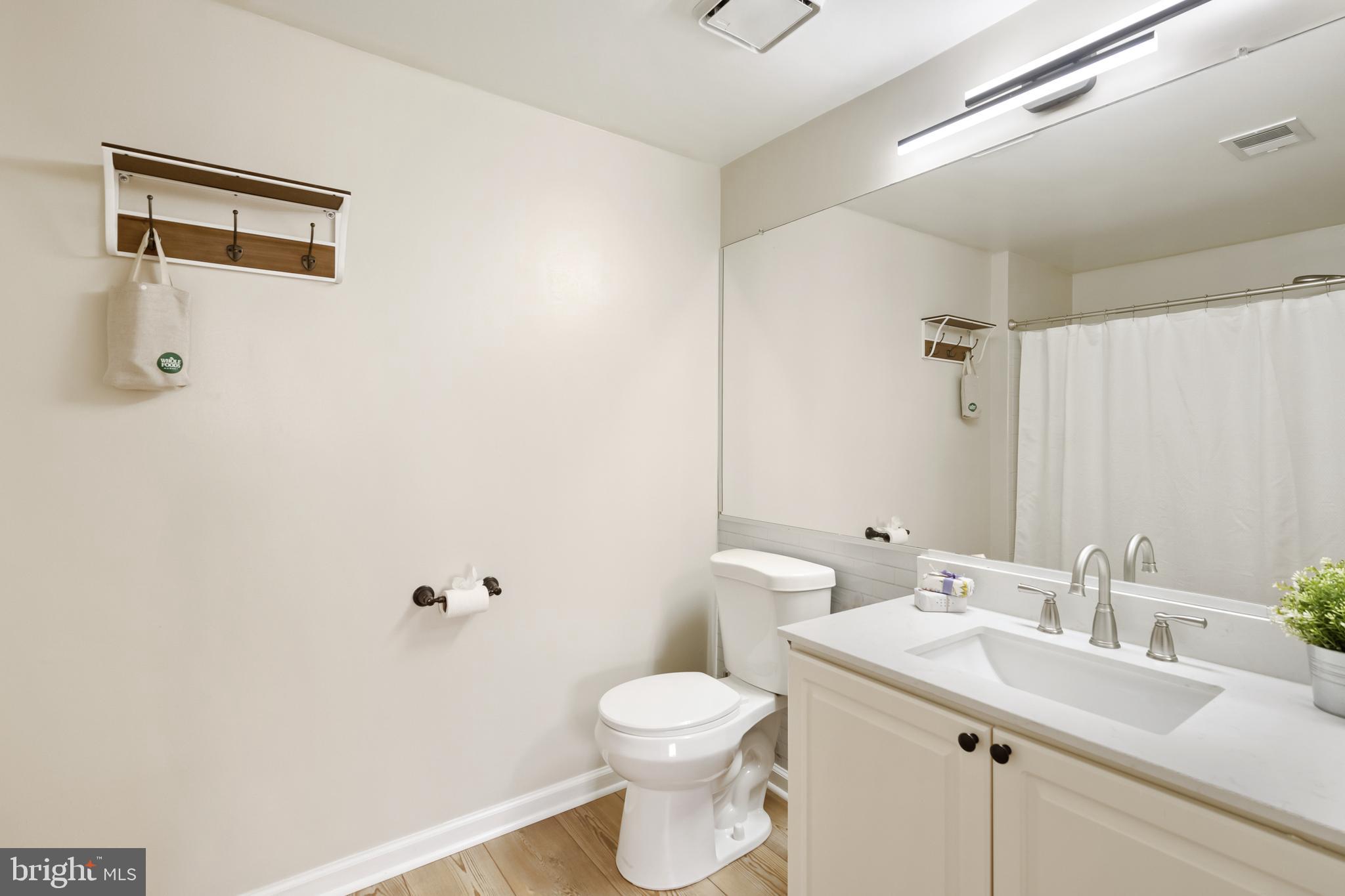 STRATFORD CONDO BULL RUN - Residential