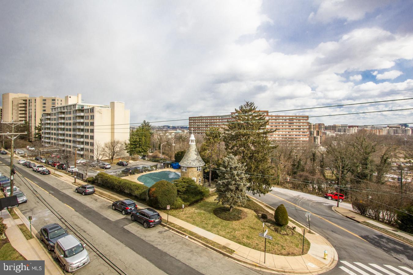 RIDGE HOUSE - Residential Lease