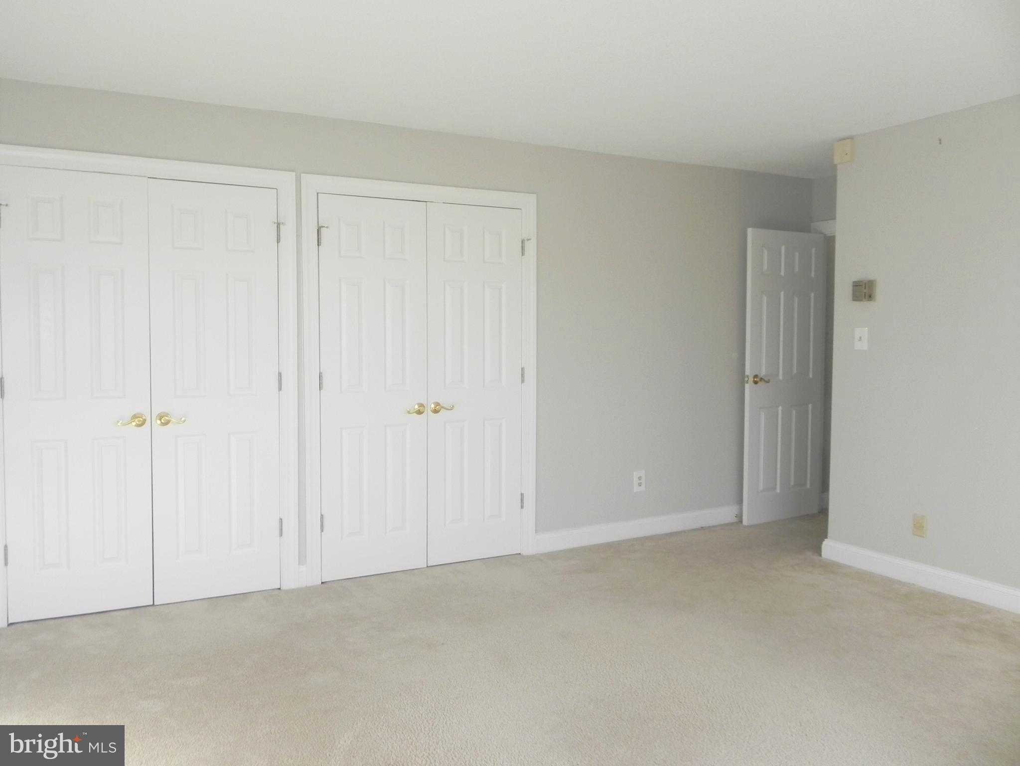 RIDGE HOUSE - Residential Lease