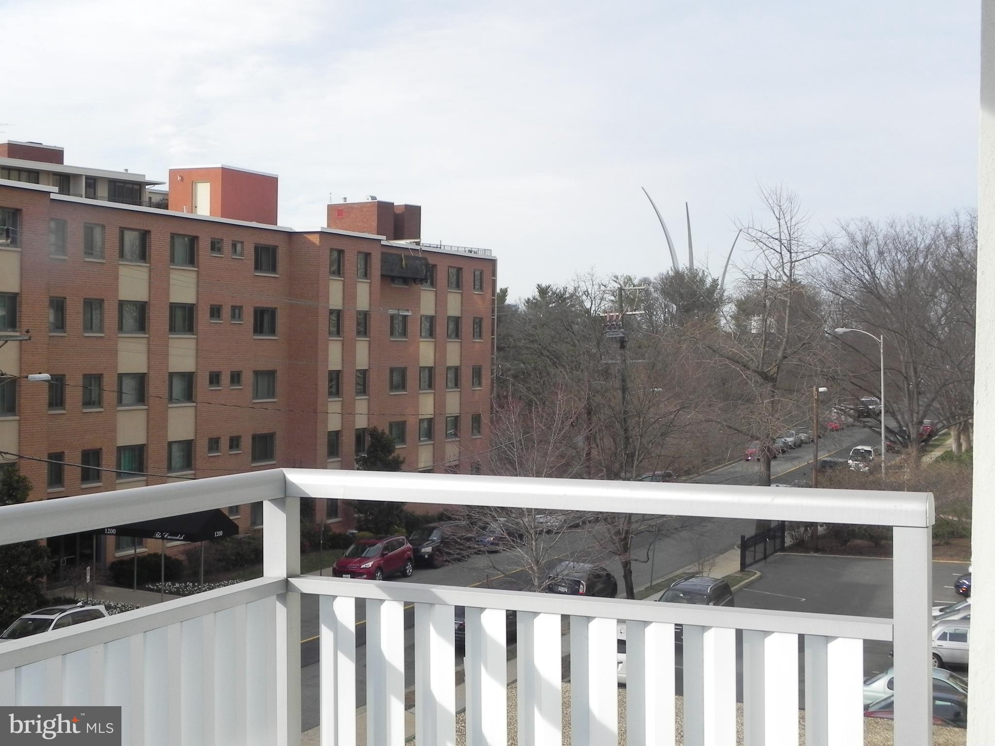 RIDGE HOUSE - Residential Lease