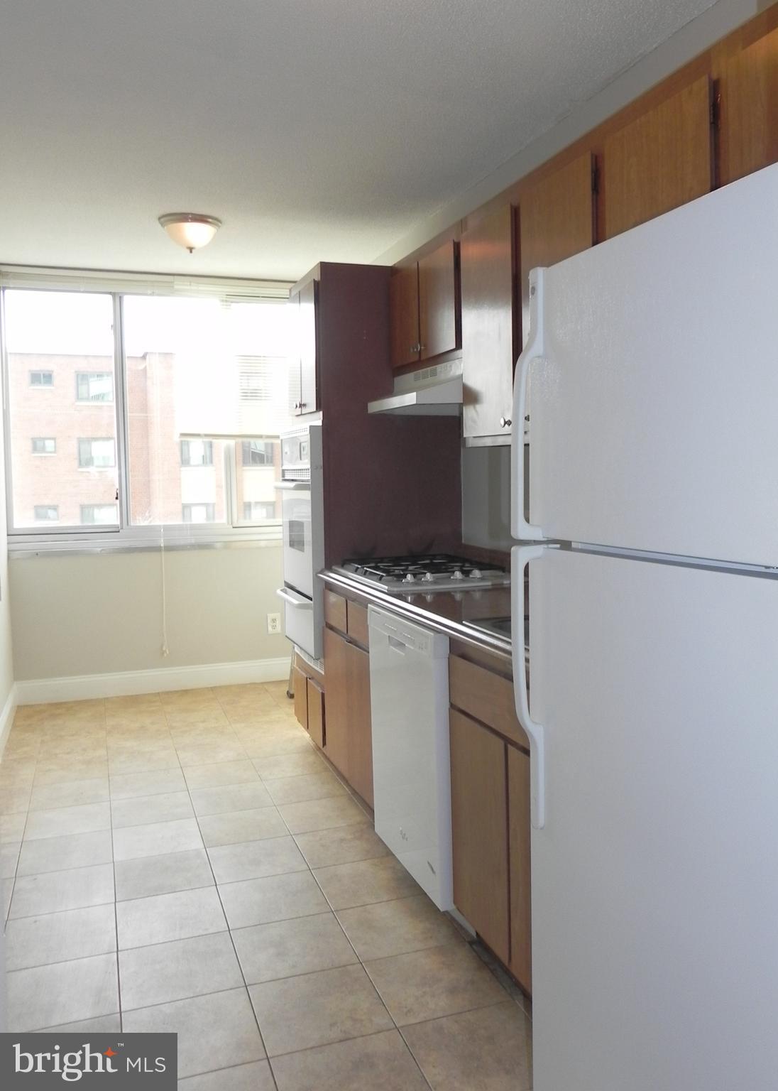 RIDGE HOUSE - Residential Lease