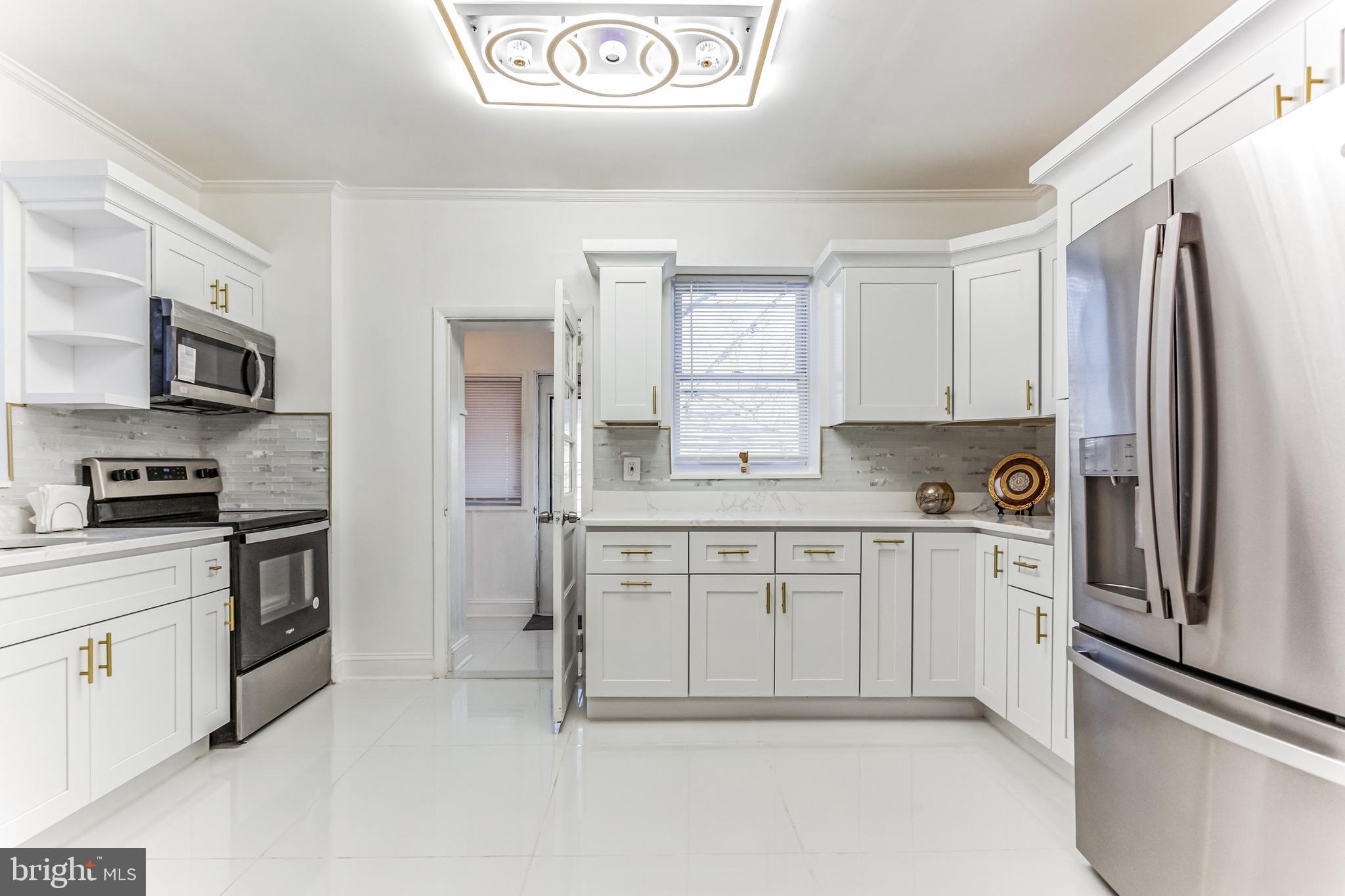 NORTHWOOD - Residential