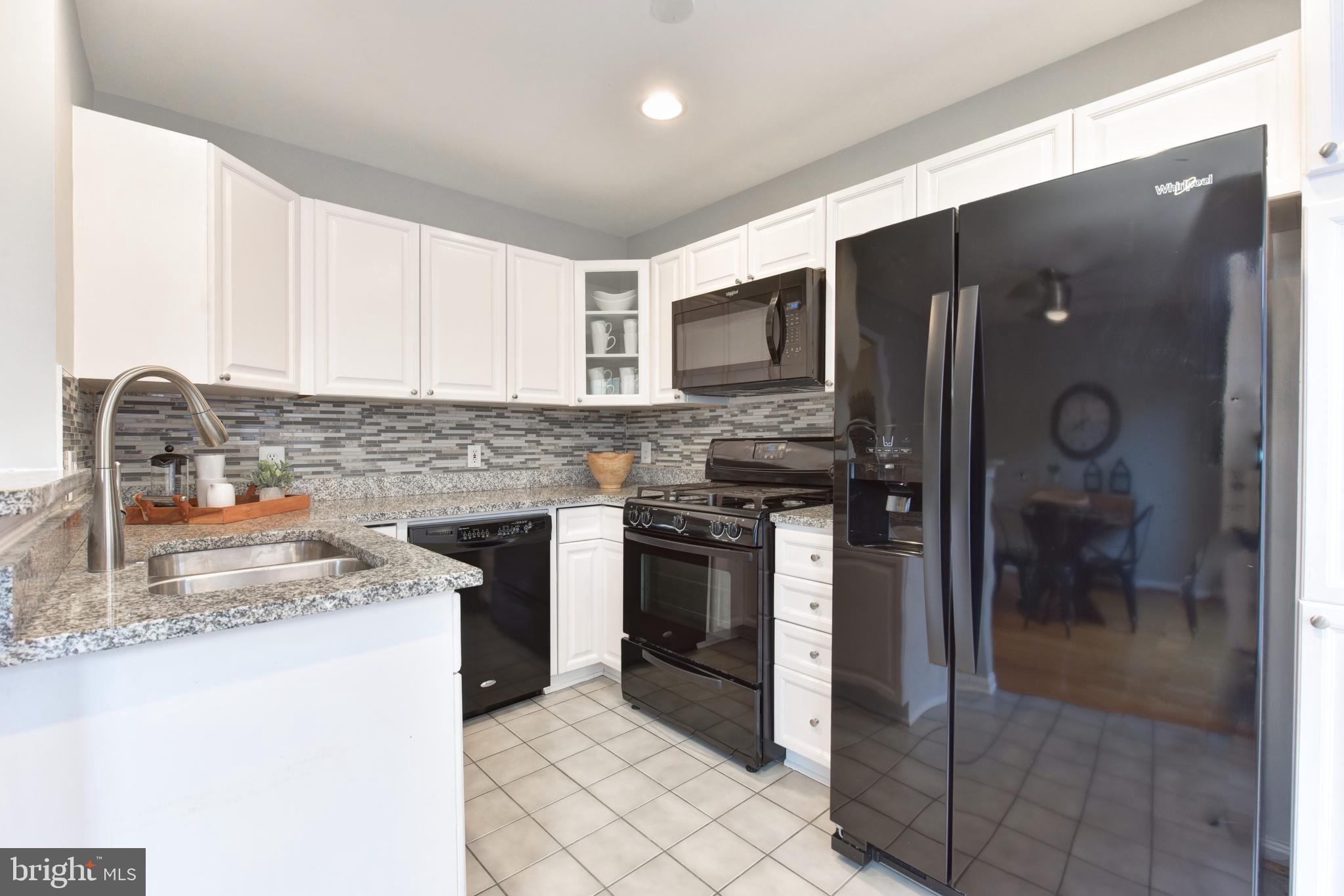 STONEGATE - Residential