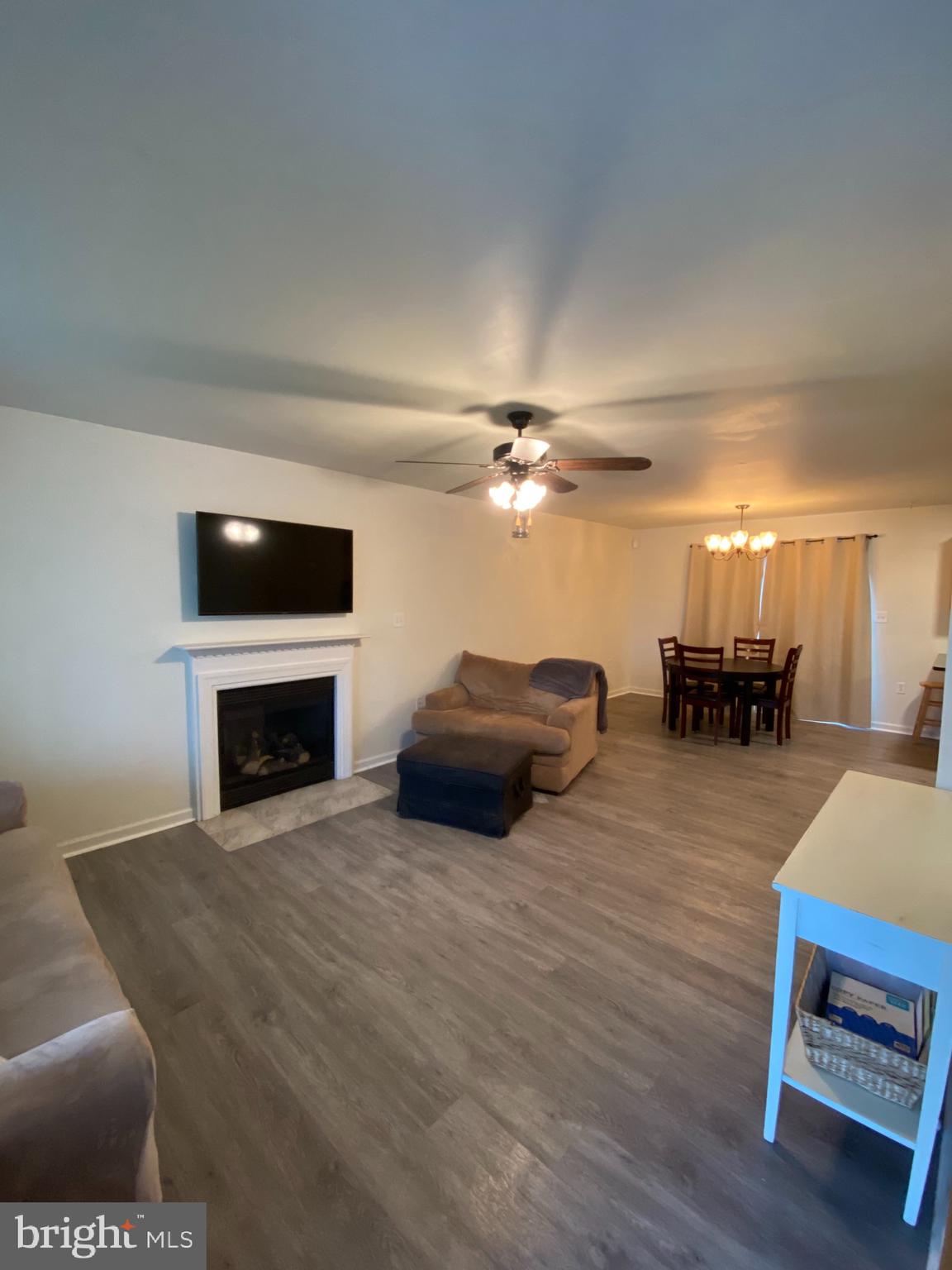 BRIAR RUN - Residential