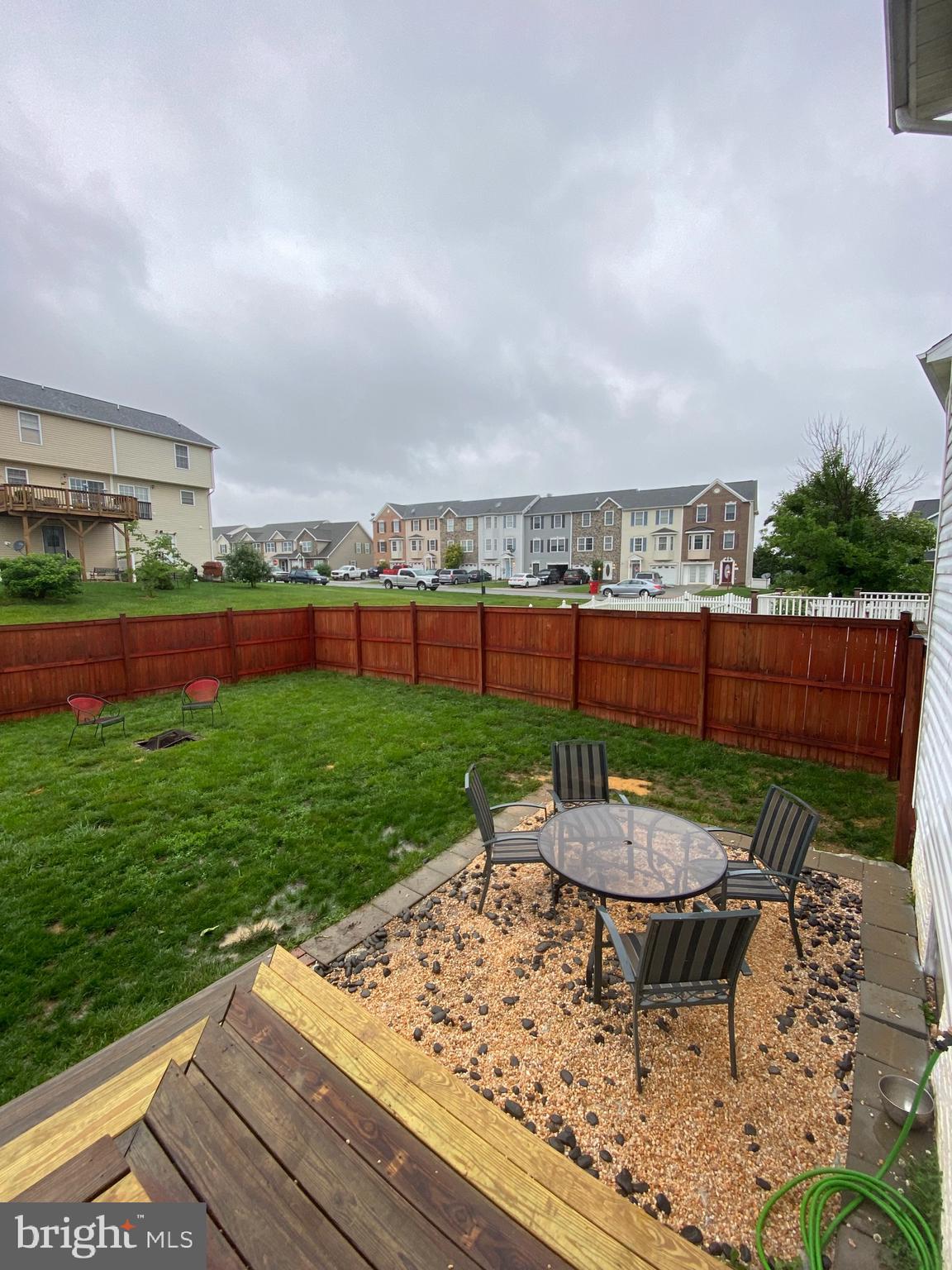 BRIAR RUN - Residential