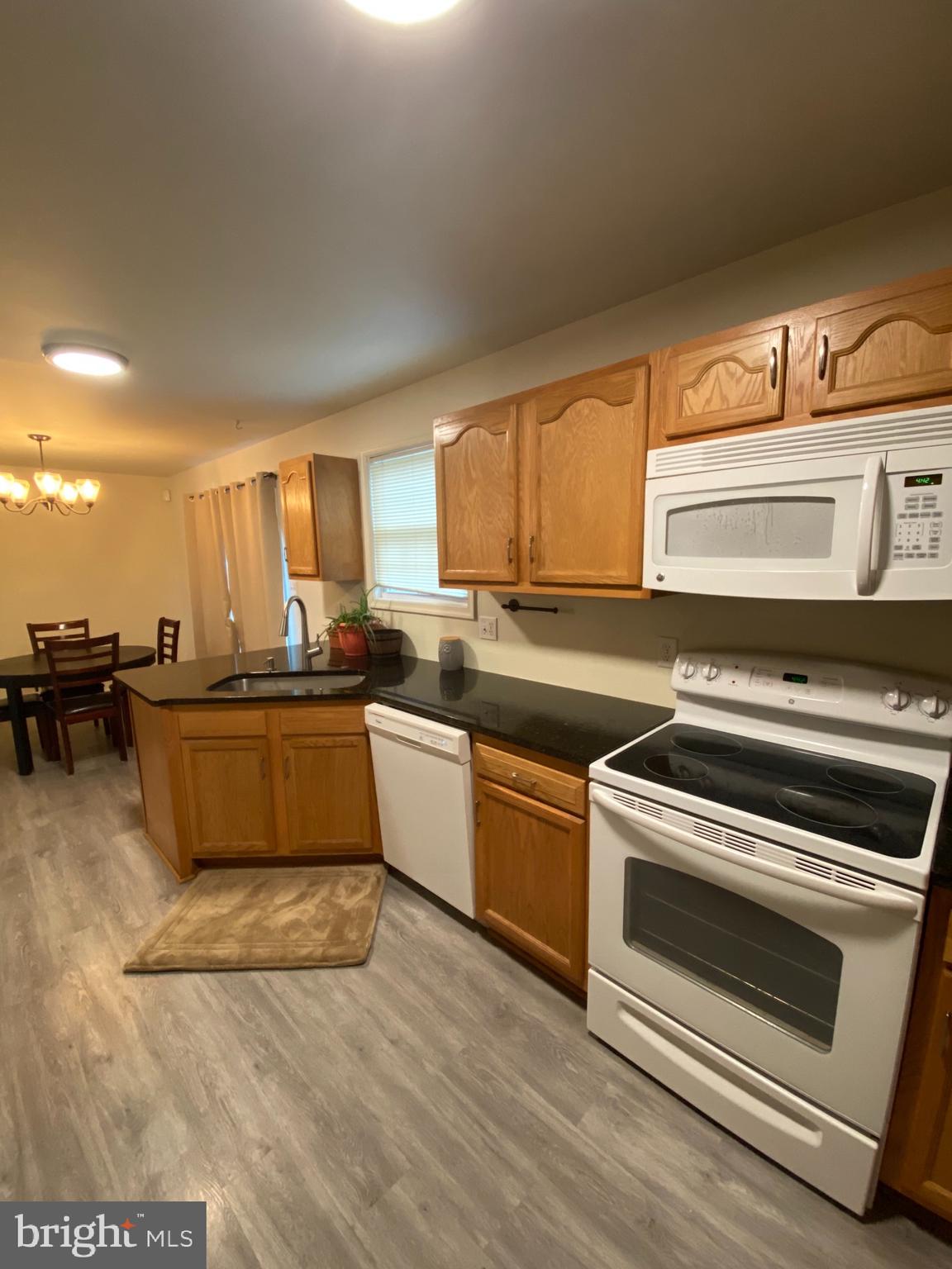 BRIAR RUN - Residential