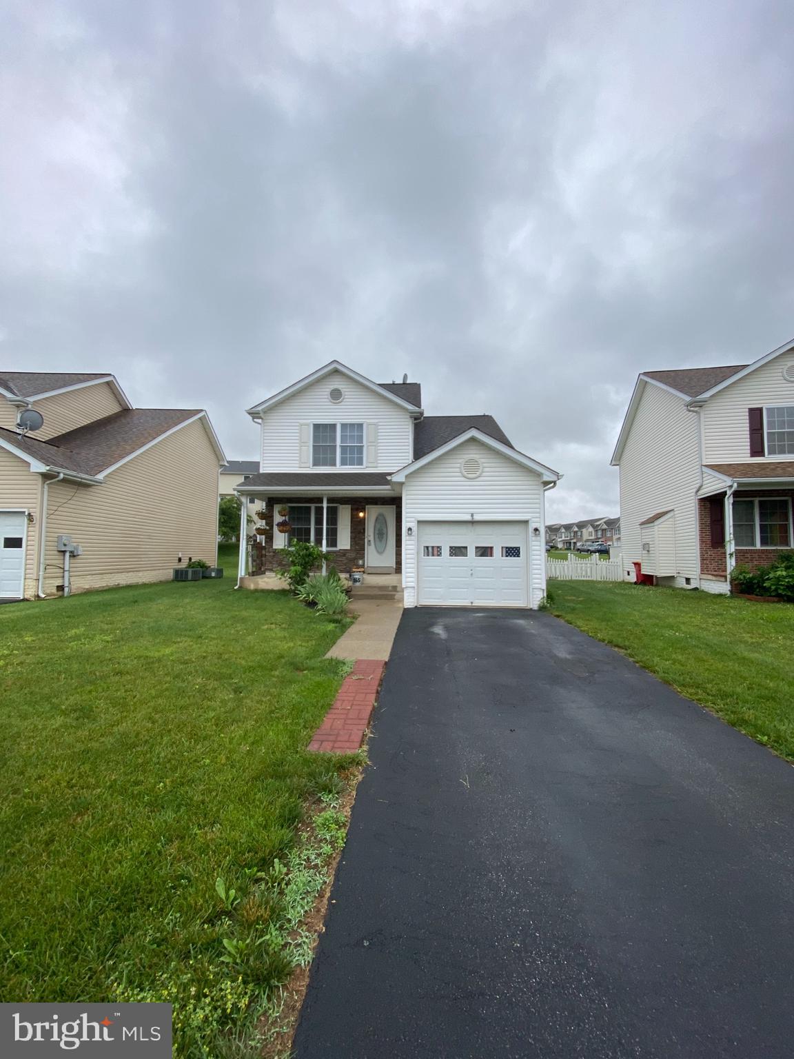 BRIAR RUN - Residential