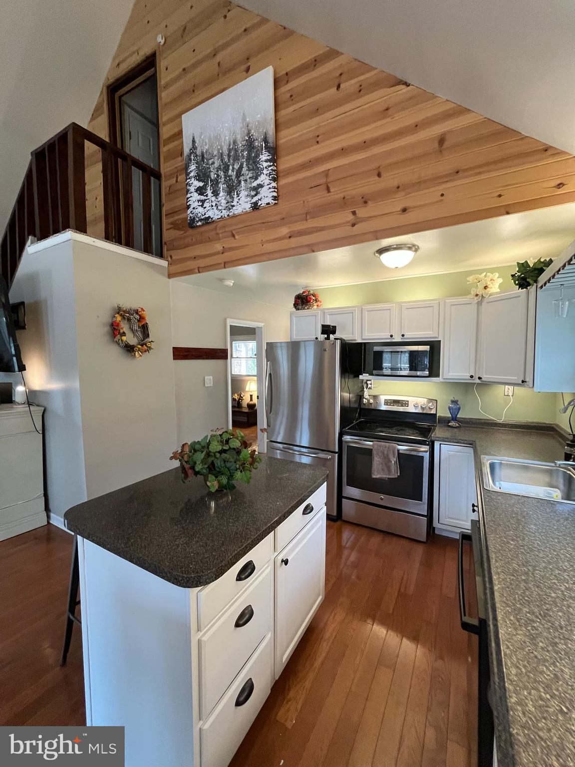 PEACEFUL VALLEY ESTATES - Residential