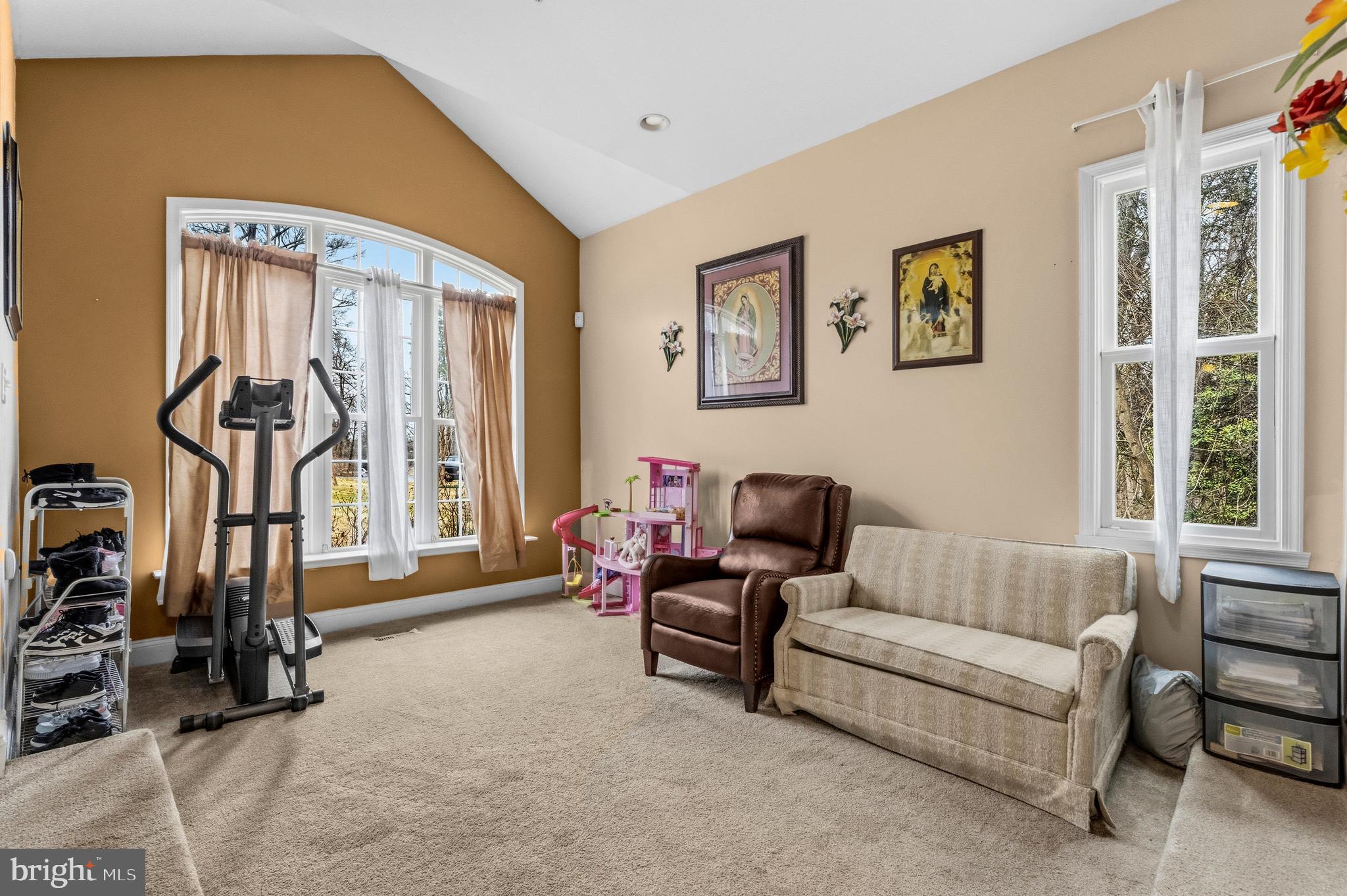 1132 CENTENNIAL DRIVE