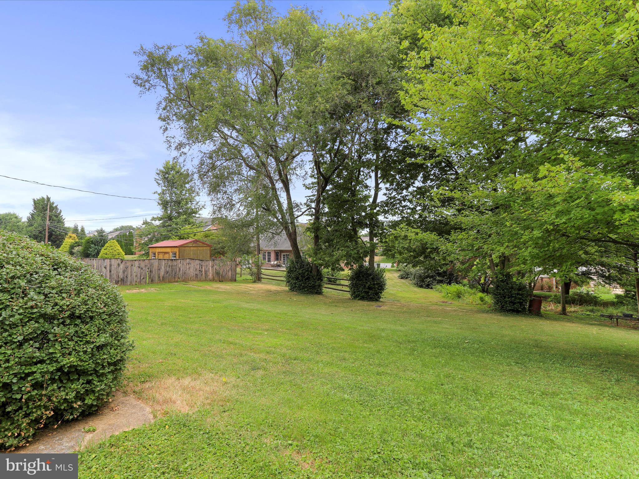 ORCHARD HILLS - Residential