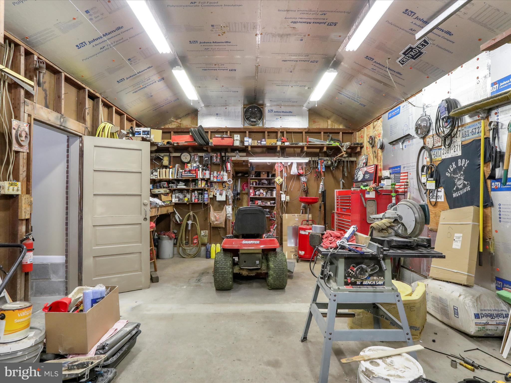 ORCHARD HILLS - Residential